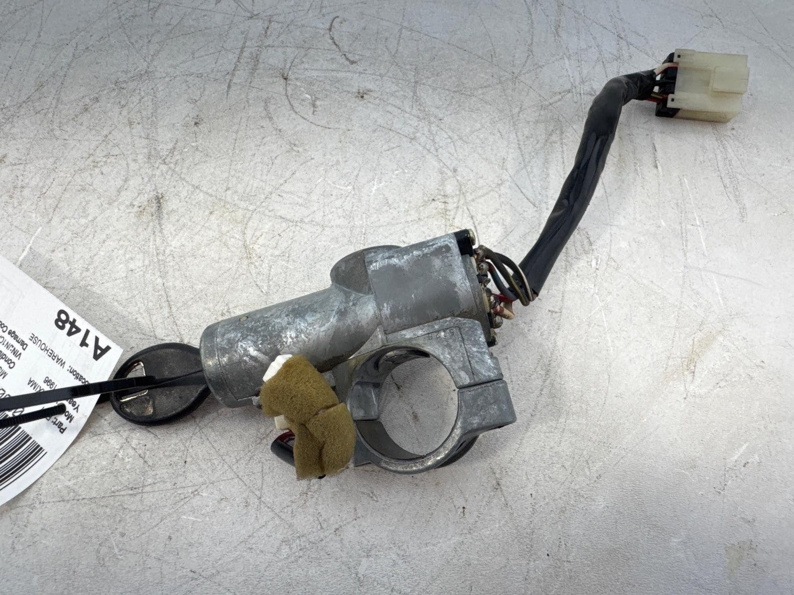 1995-1998 Nissan Maxima Ignition Lock Cylinder Assembly W/ Keys Oem