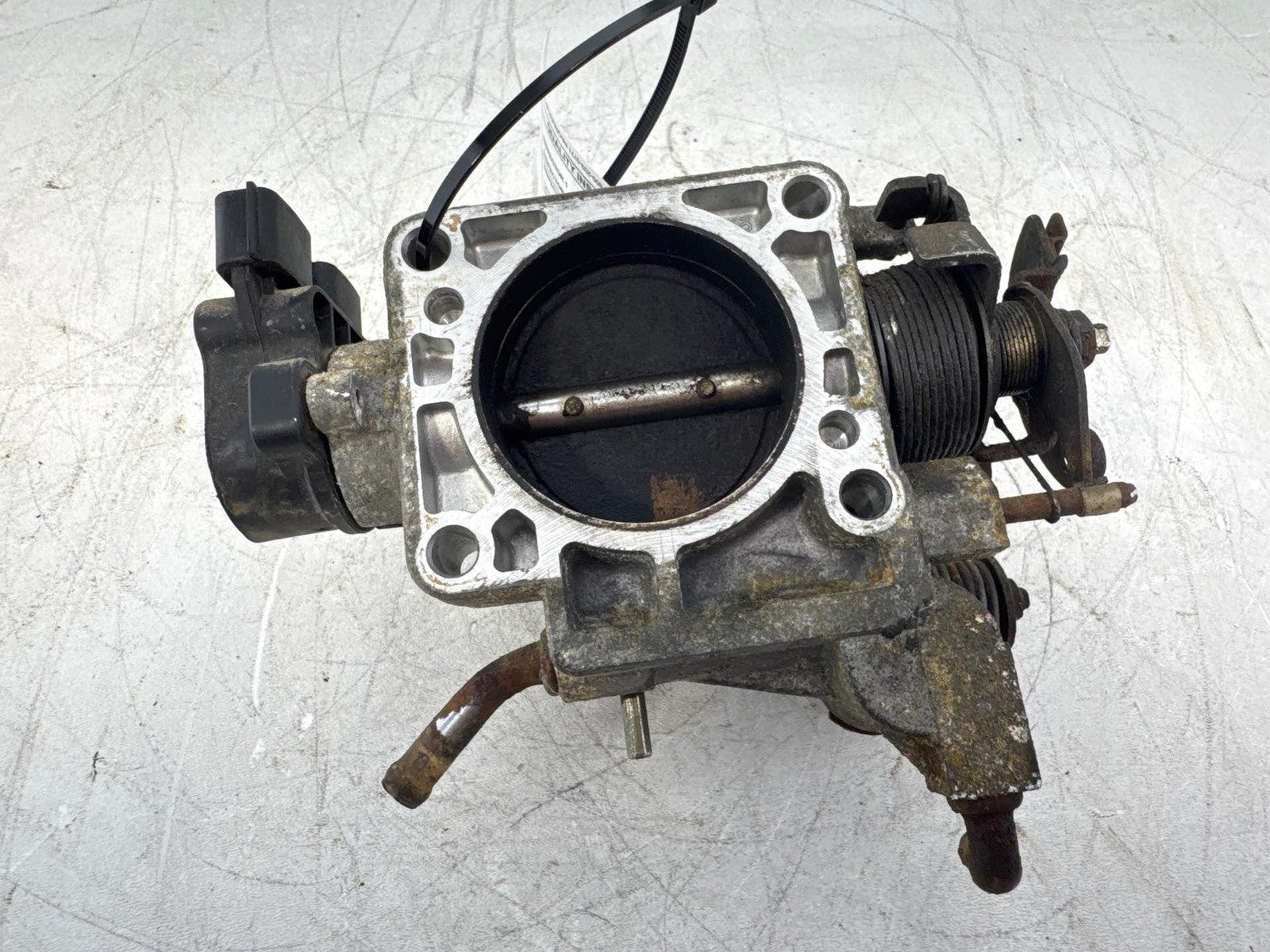 1995 - 1998 Nissan Maxima Throttle Body Automatic Transmission Oem