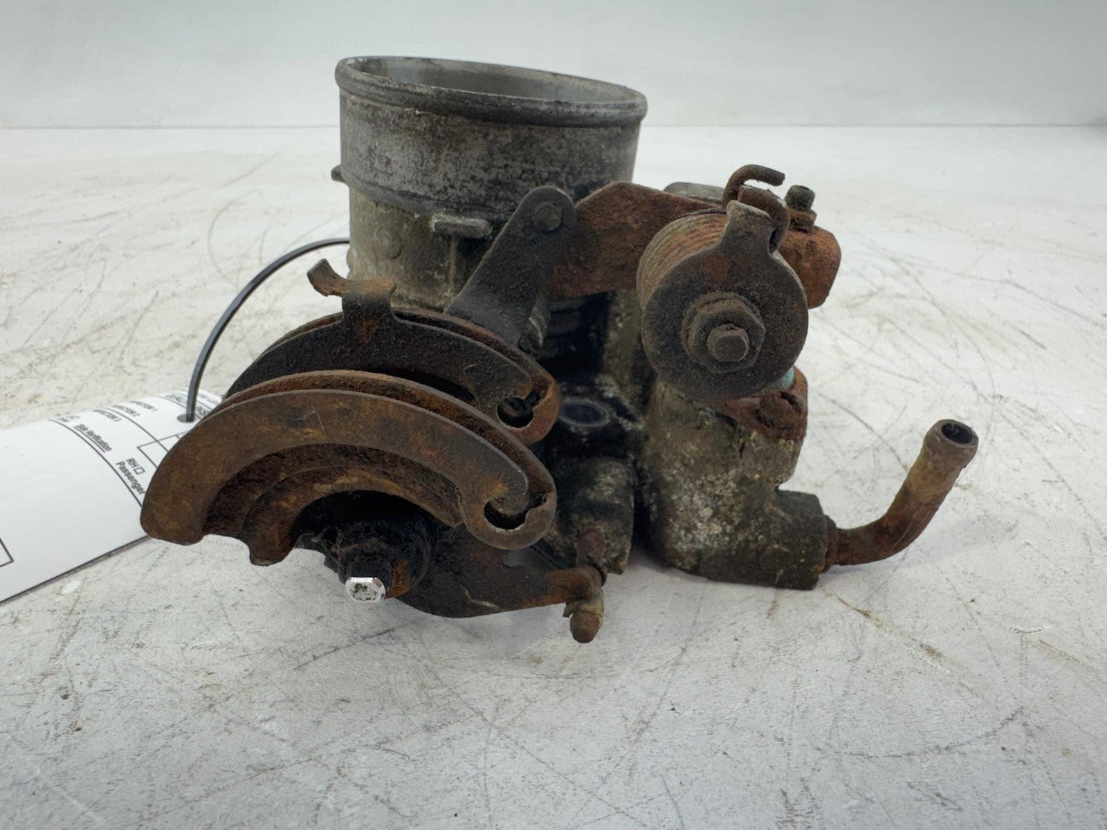 1995 - 1998 Nissan Maxima Throttle Body Automatic Transmission Oem