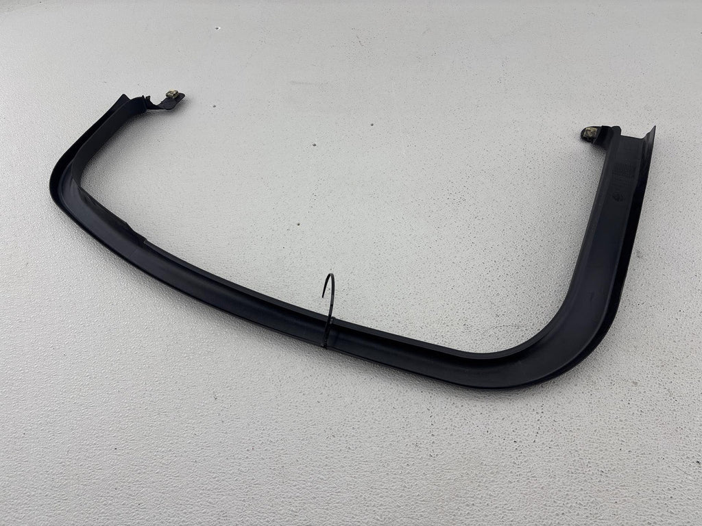 17-24 Alfa Romeo Giulia Rear Left Door Window Frame Trim Cover Panel Oem