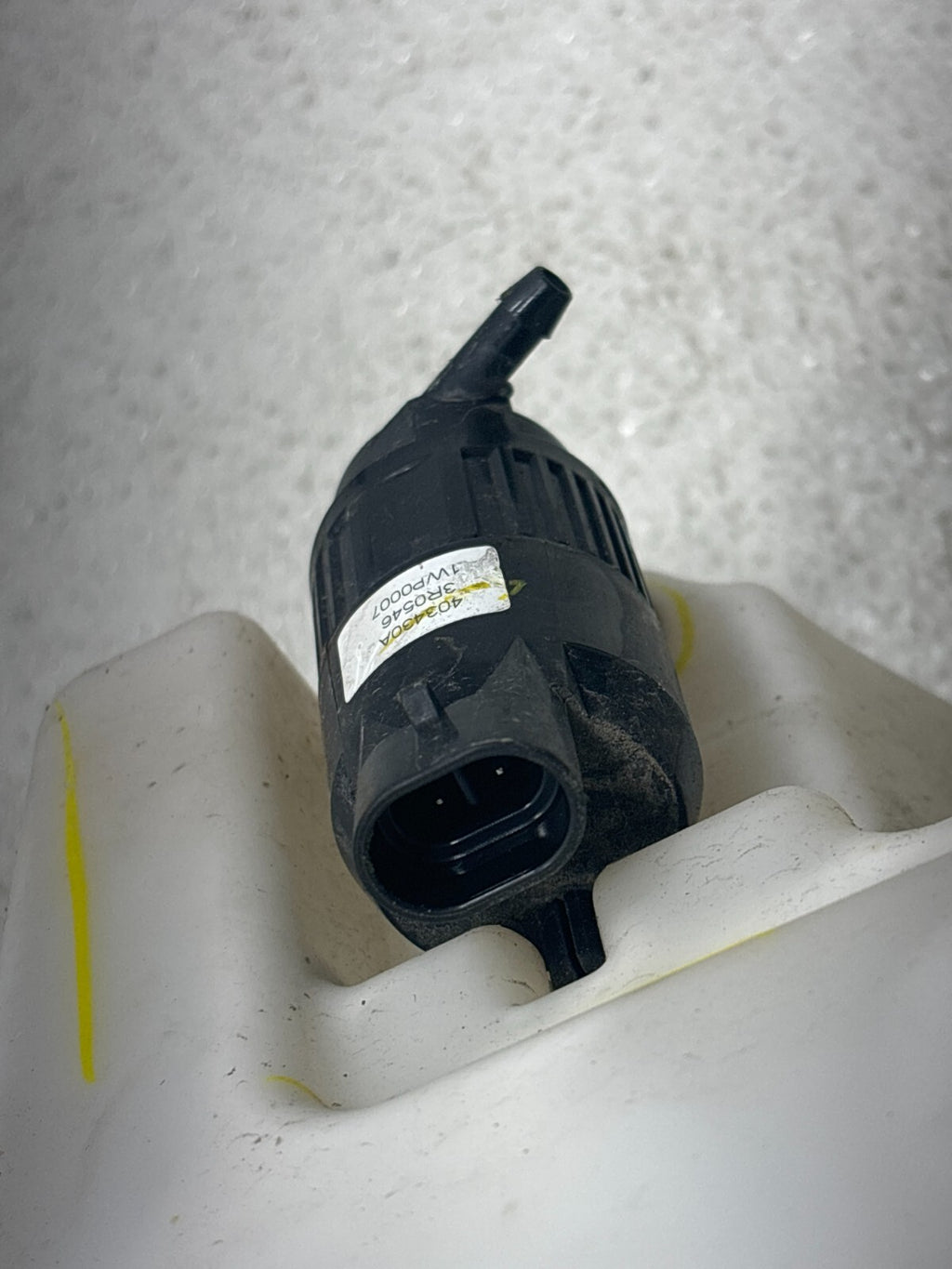 13-17 Nissan Sentra Windshield Washer Tank Bottle Reservoir 28910-3Sg0A