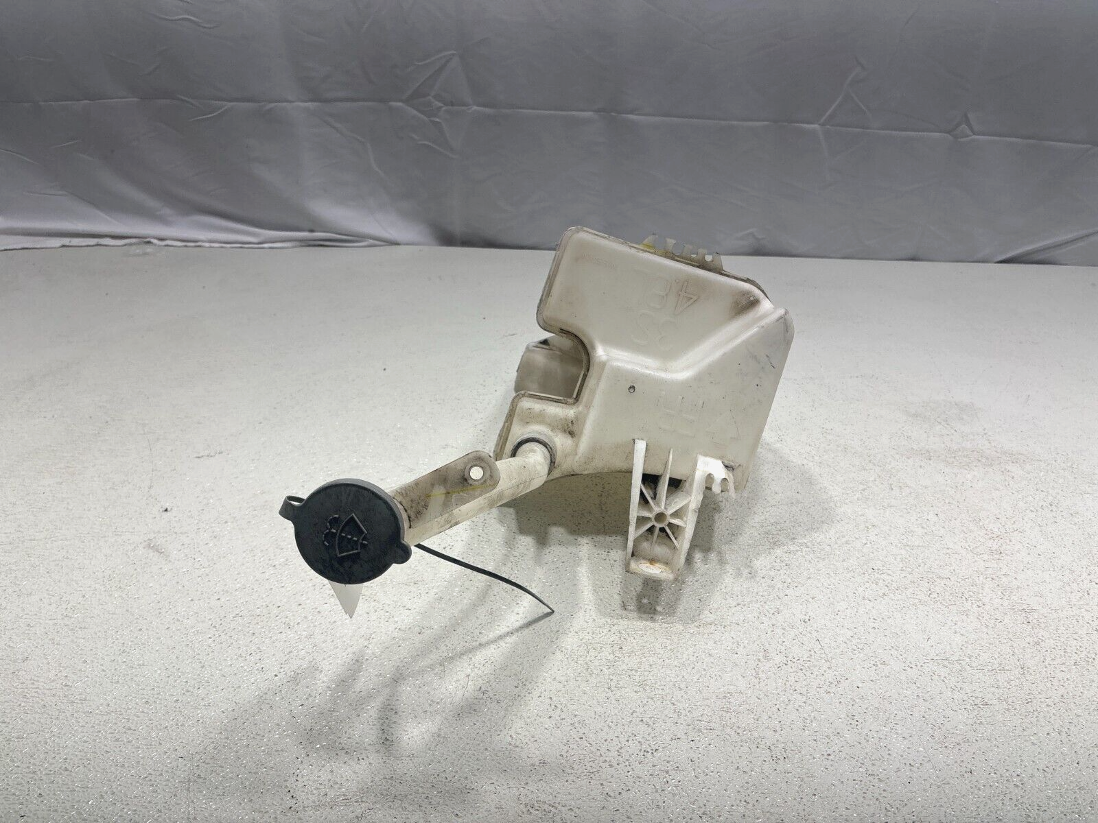 13-17 Nissan Sentra Windshield Washer Tank Bottle Reservoir 28910-3Sg0A