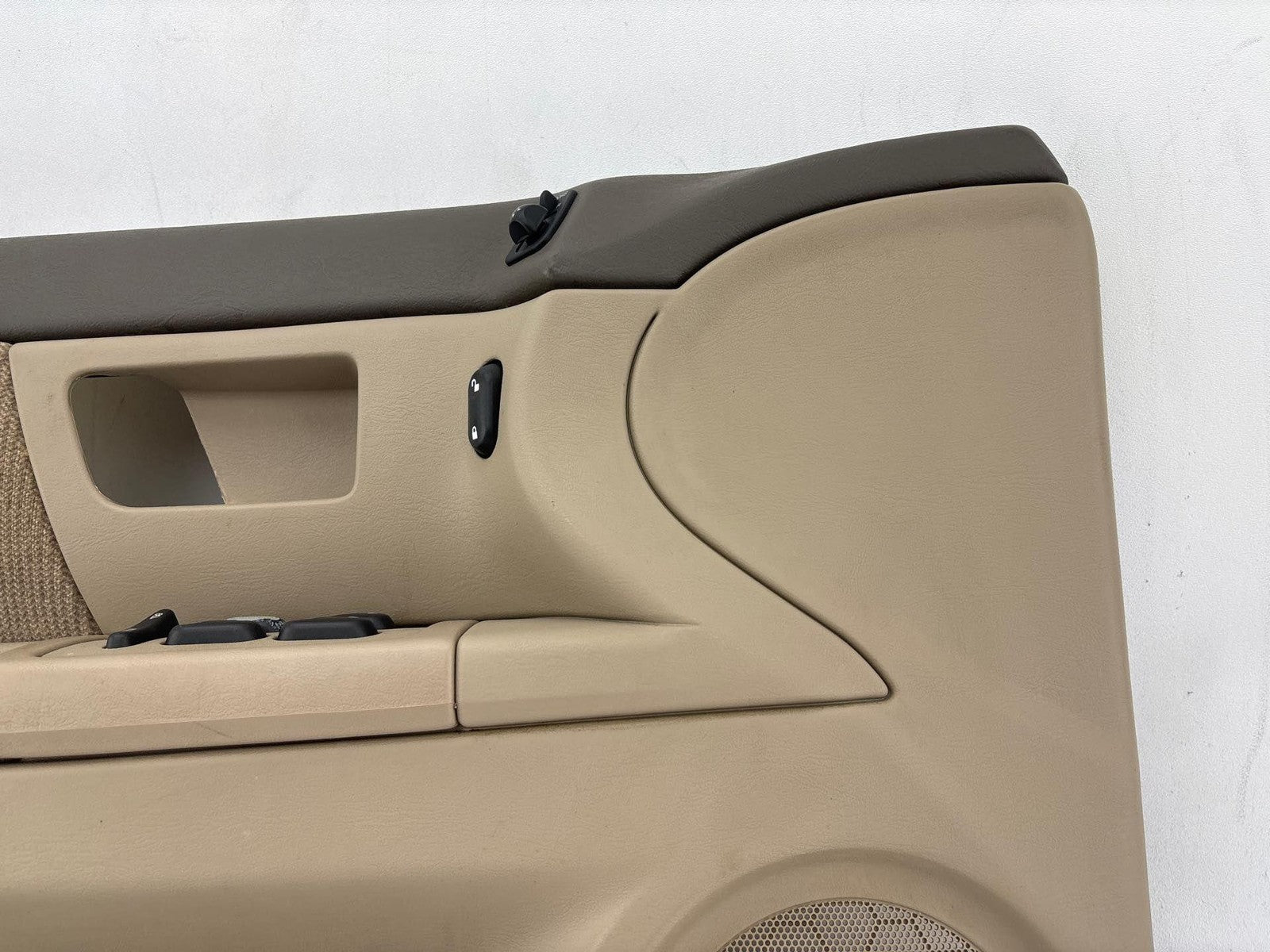 2000-2002 Ford Taurus Front Left Door Panel Trim Cover Oem