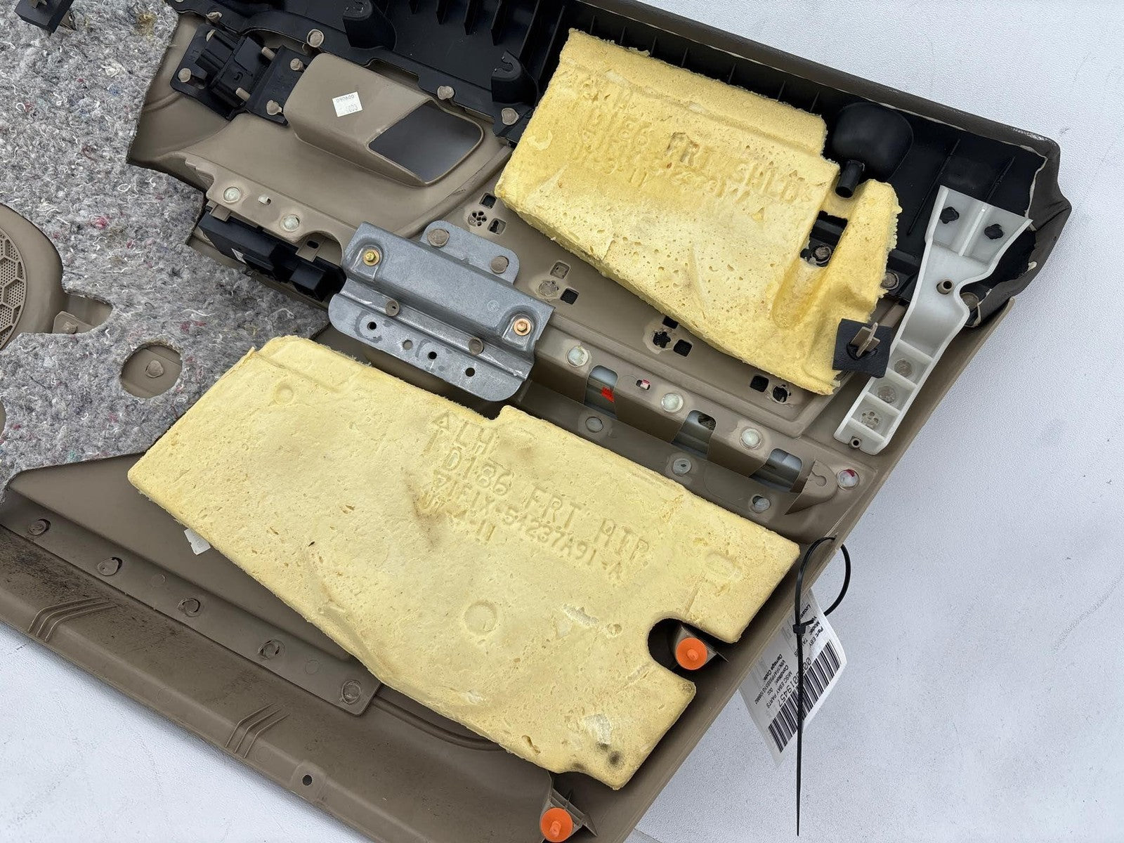 2000-2002 Ford Taurus Front Left Door Panel Trim Cover Oem