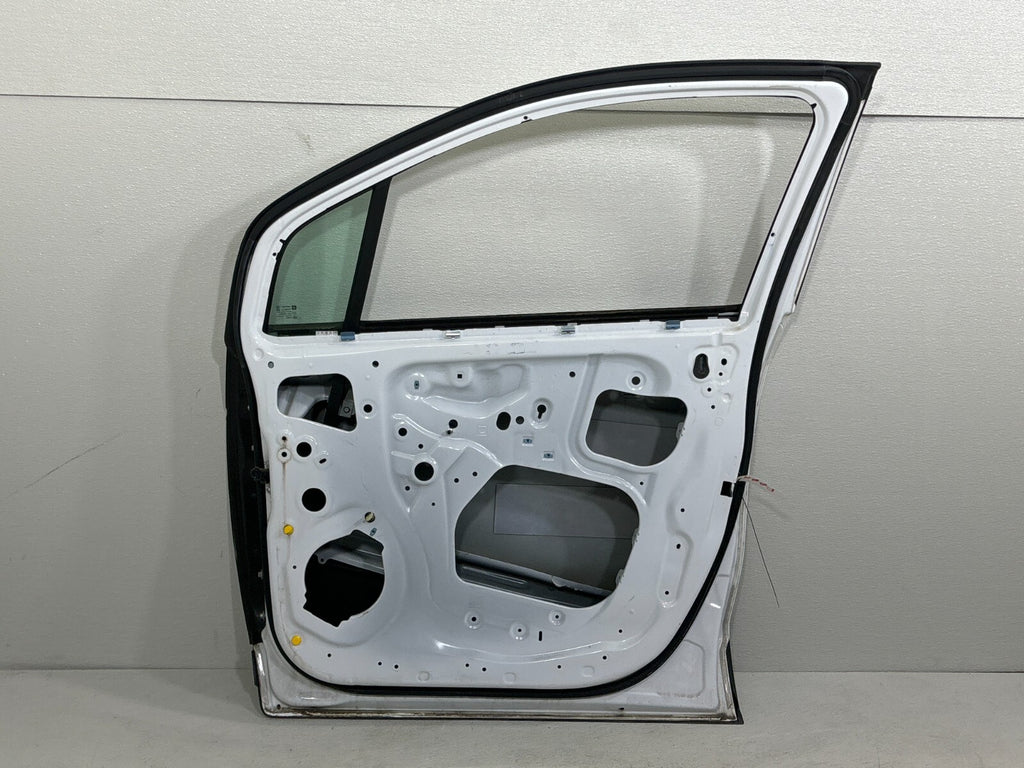 17-19 Buick Encore Front Right Passenger Side Door Shell 8624 - Summit White OEM