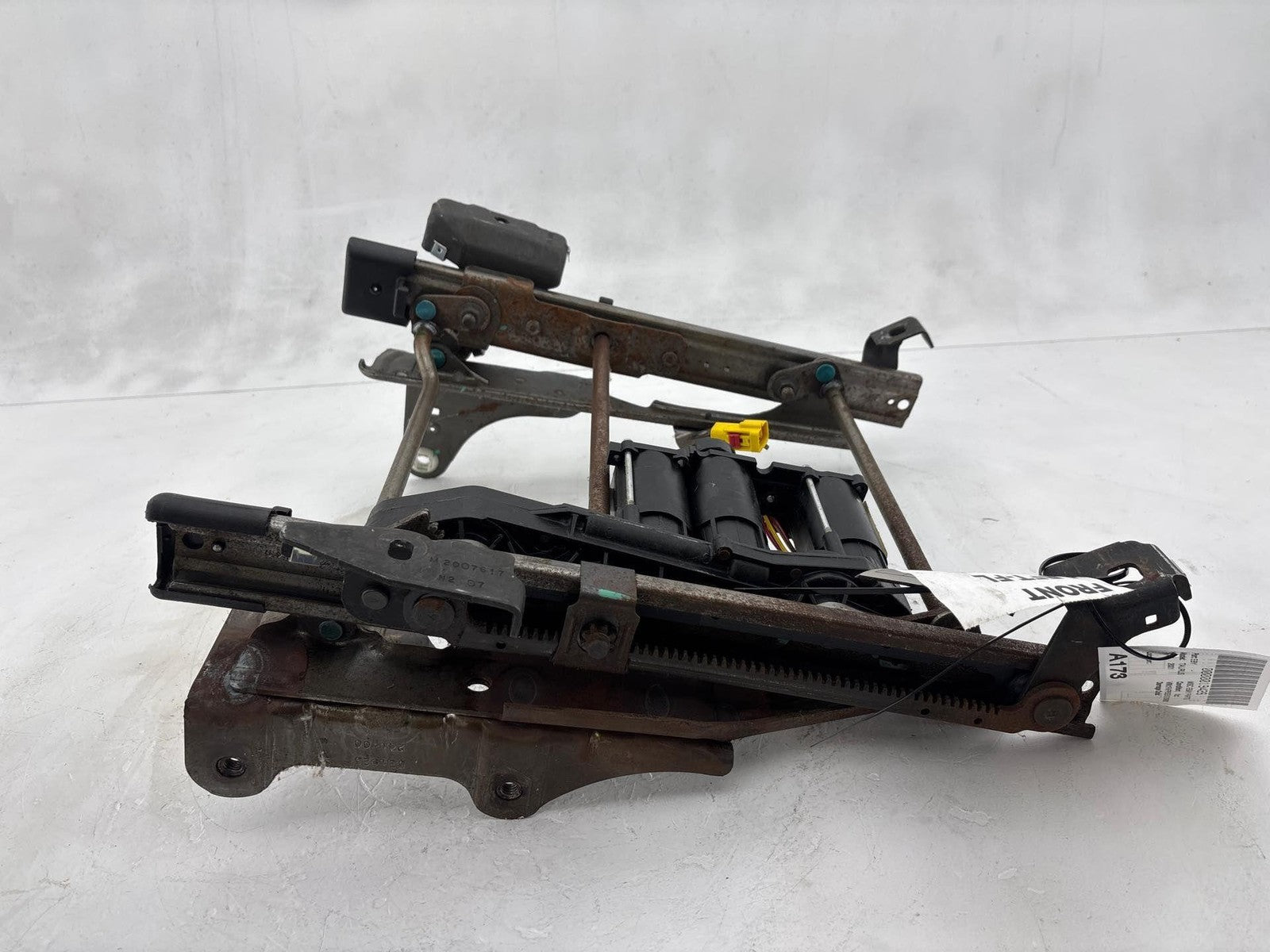 2000-2002 Ford Taurus Front Left Seat Track Frame Oem