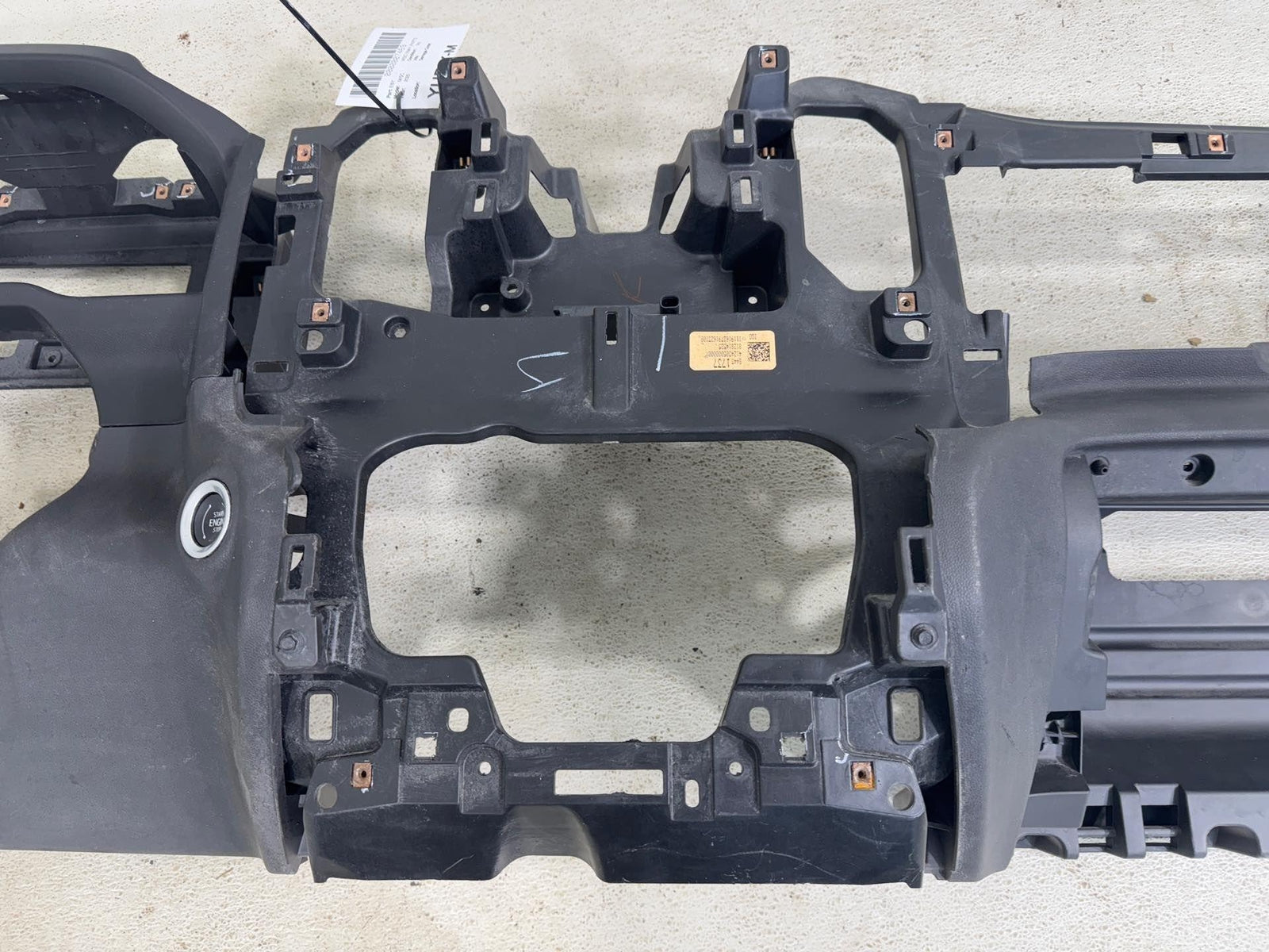 20-23 Gmc Sierra 2500 Front Instrument Dashboard Panel Base Oem