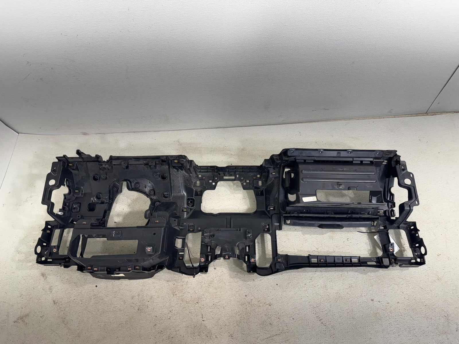 20-23 Gmc Sierra 2500 Front Instrument Dashboard Panel Base Oem