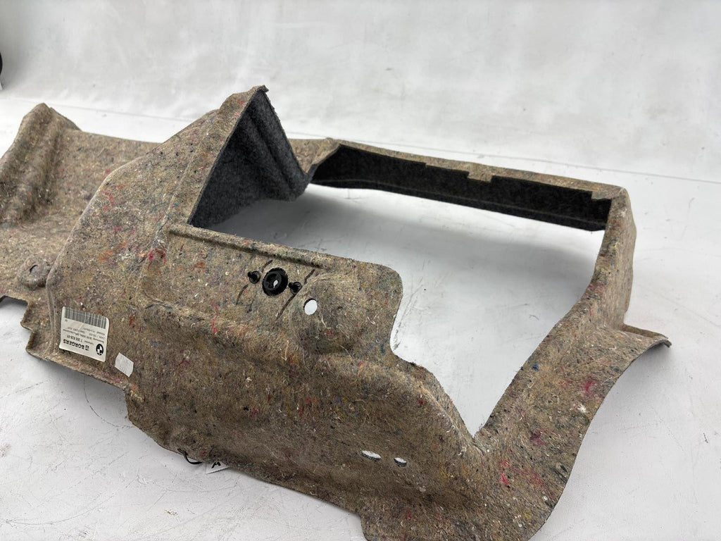 07-11 Bmw 328 335 E90 Rear Trunk Right Passenger Side Quarter Trim Panel Oem