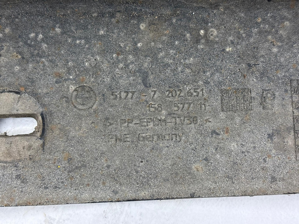 09-11 Bmw 328 335 E90 E91 Left Driver Side Skirt Rocker Panel Cover White Oem