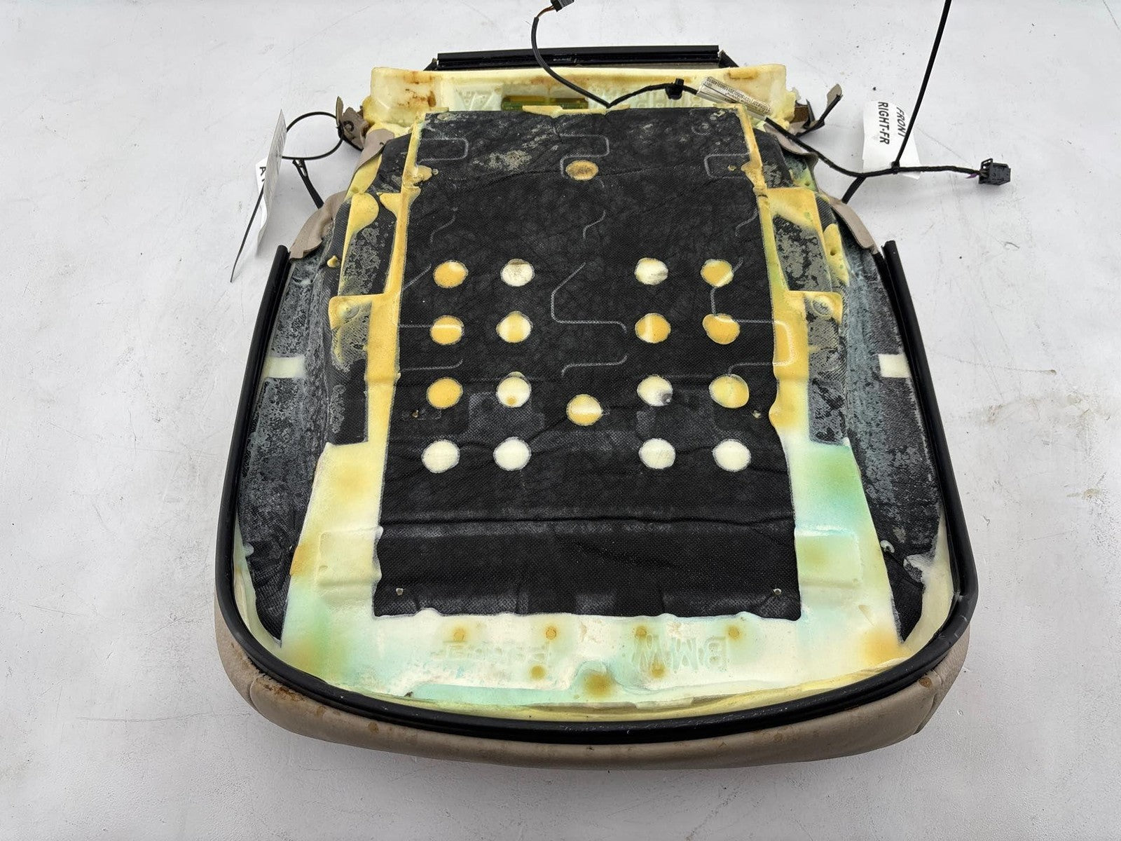 06-12 Bmw 328 335 E90 Front Right Lower Seat Bottom Cushion Oem