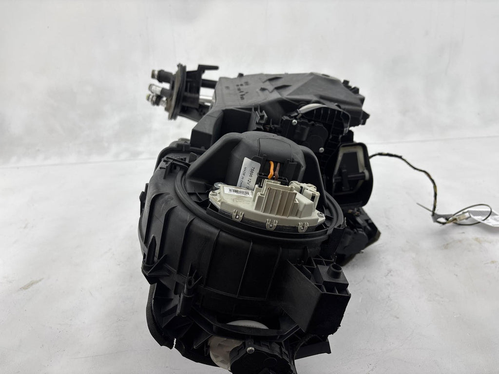 07-13 Bmw 328I E90 Hvac Ac A/C Climate Heater Blower Motor Housing Oem