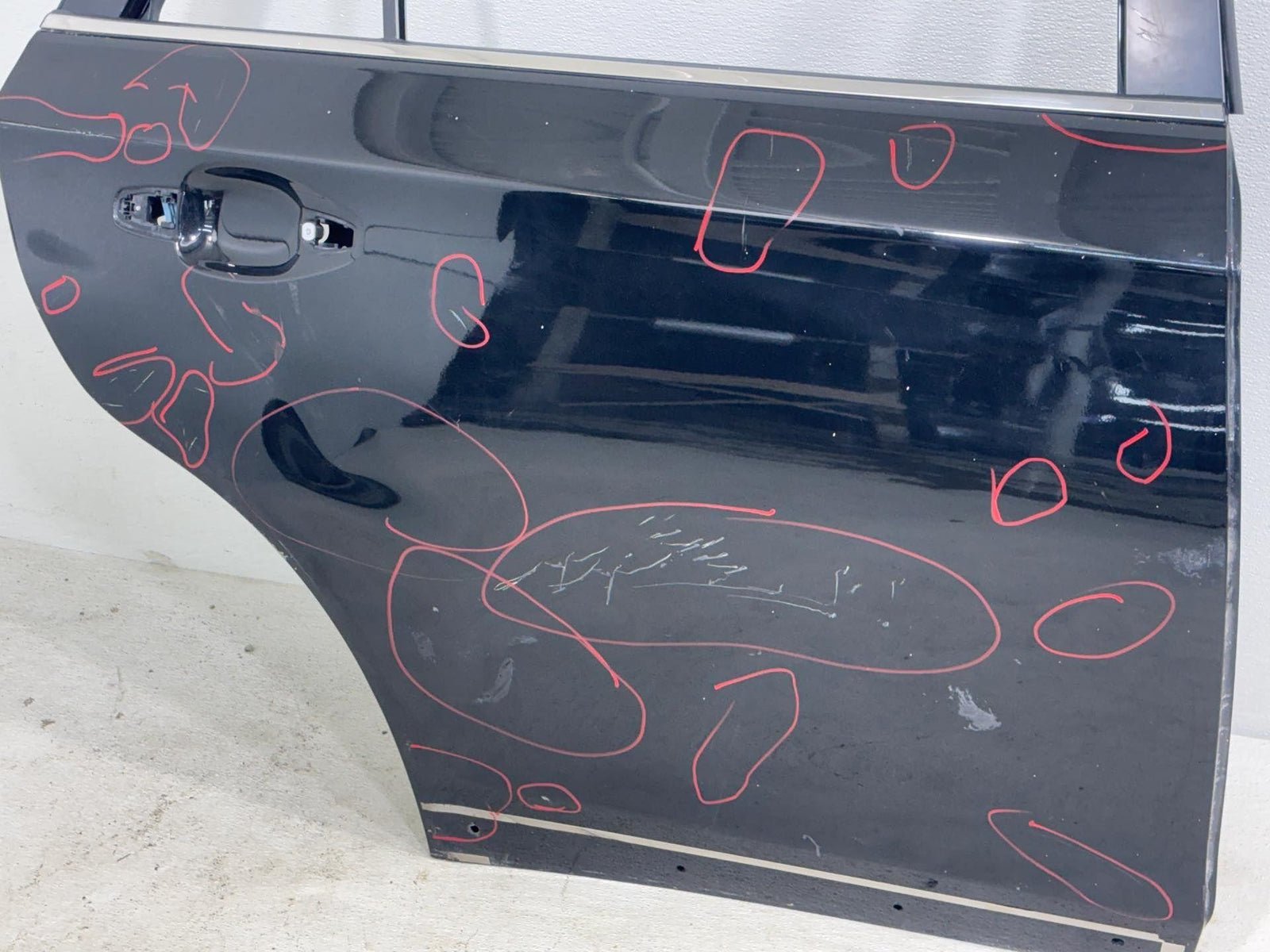 15-19 Subaru Outback Rear Right Side Door Panel Shell Oem *Scratches*