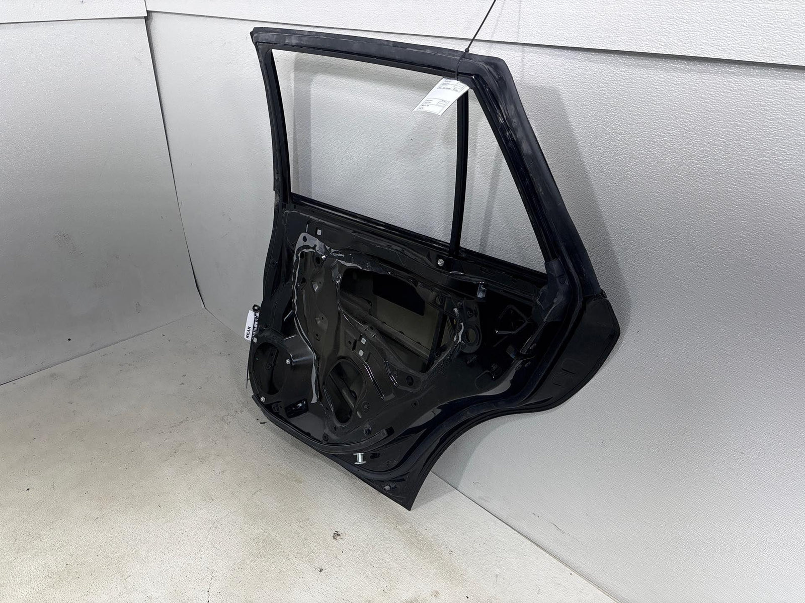 15-19 Subaru Outback Rear Right Side Door Panel Shell Oem *Scratches*