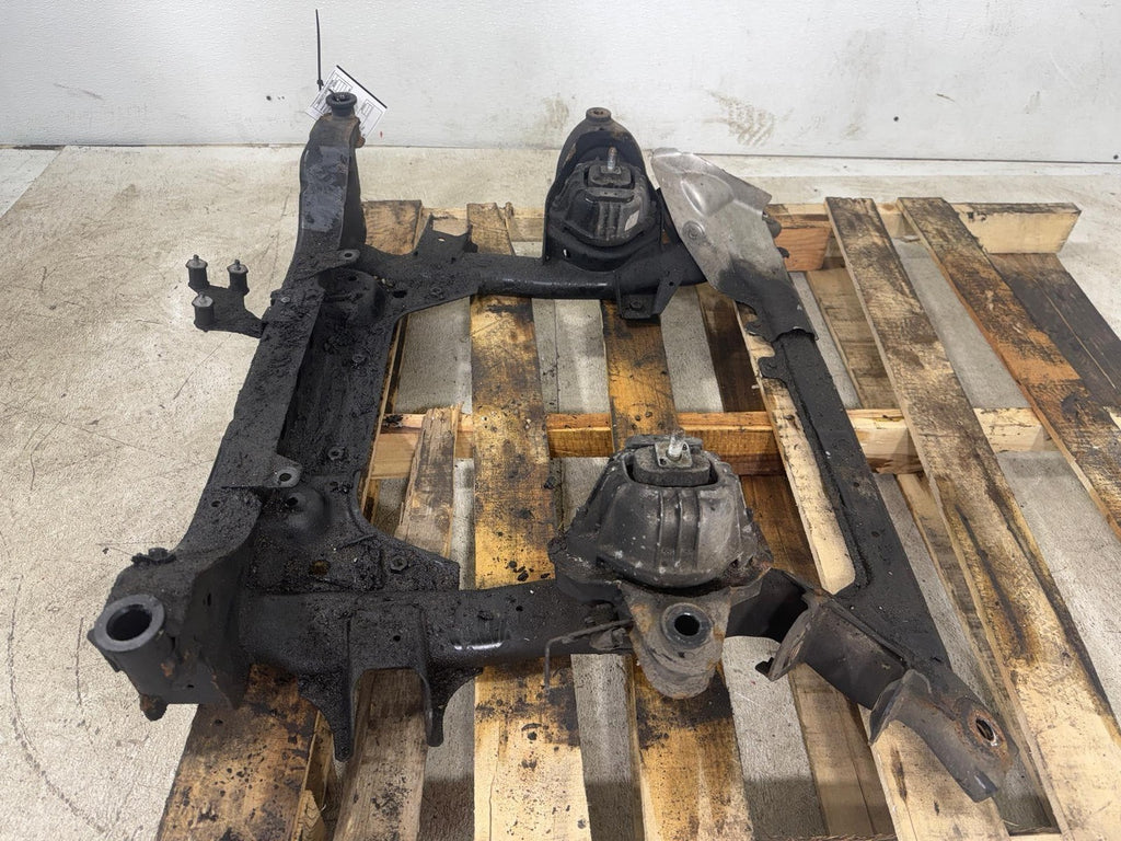 07-13 Bmw 328 335 E90 E92 Awd Front Axle Crossmember Subframe Support Oem