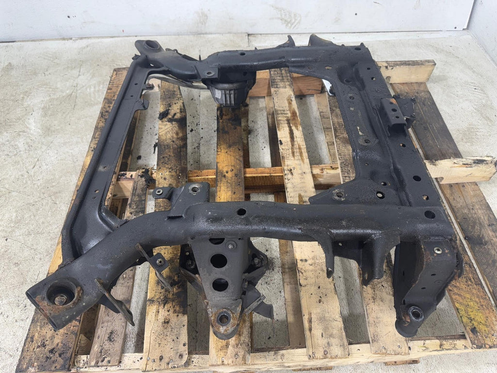 07-13 Bmw 328 335 E90 E92 Awd Front Axle Crossmember Subframe Support Oem