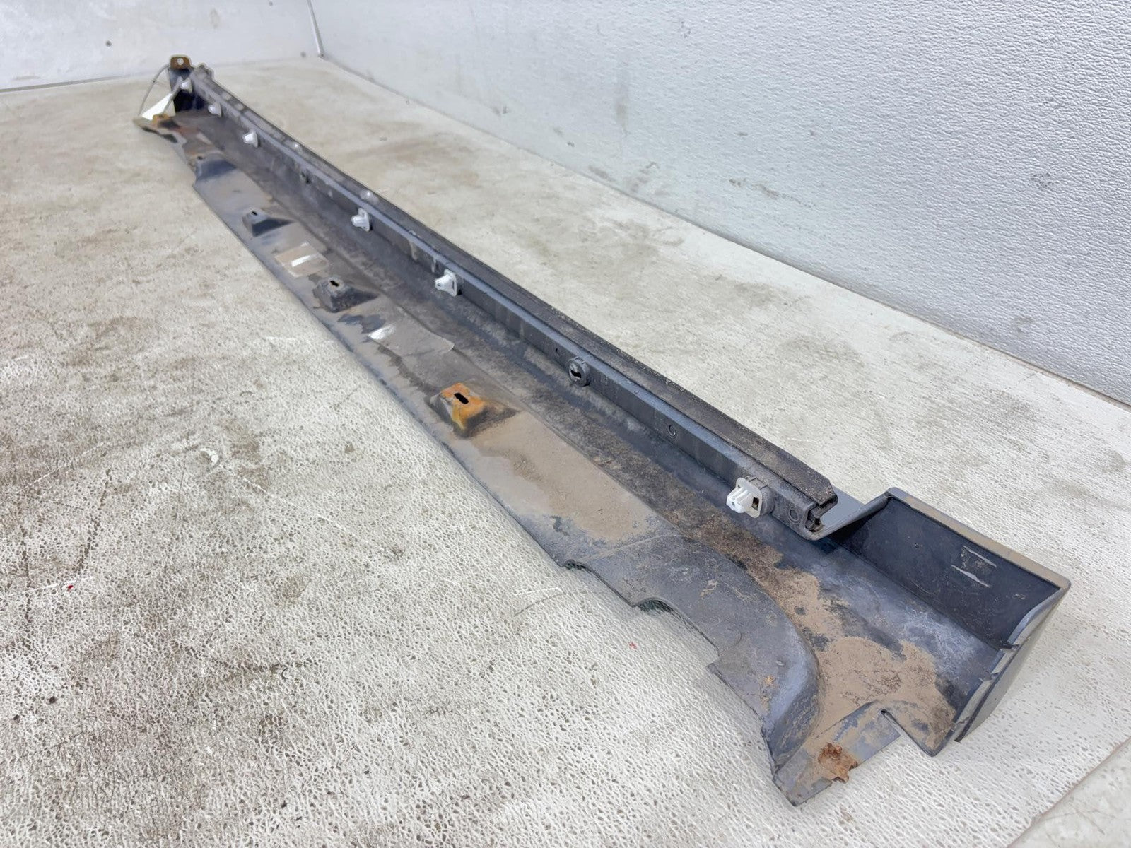 1999-2009 Saab 9-5 Left Driver Side Skirt Rocker Panel Oem