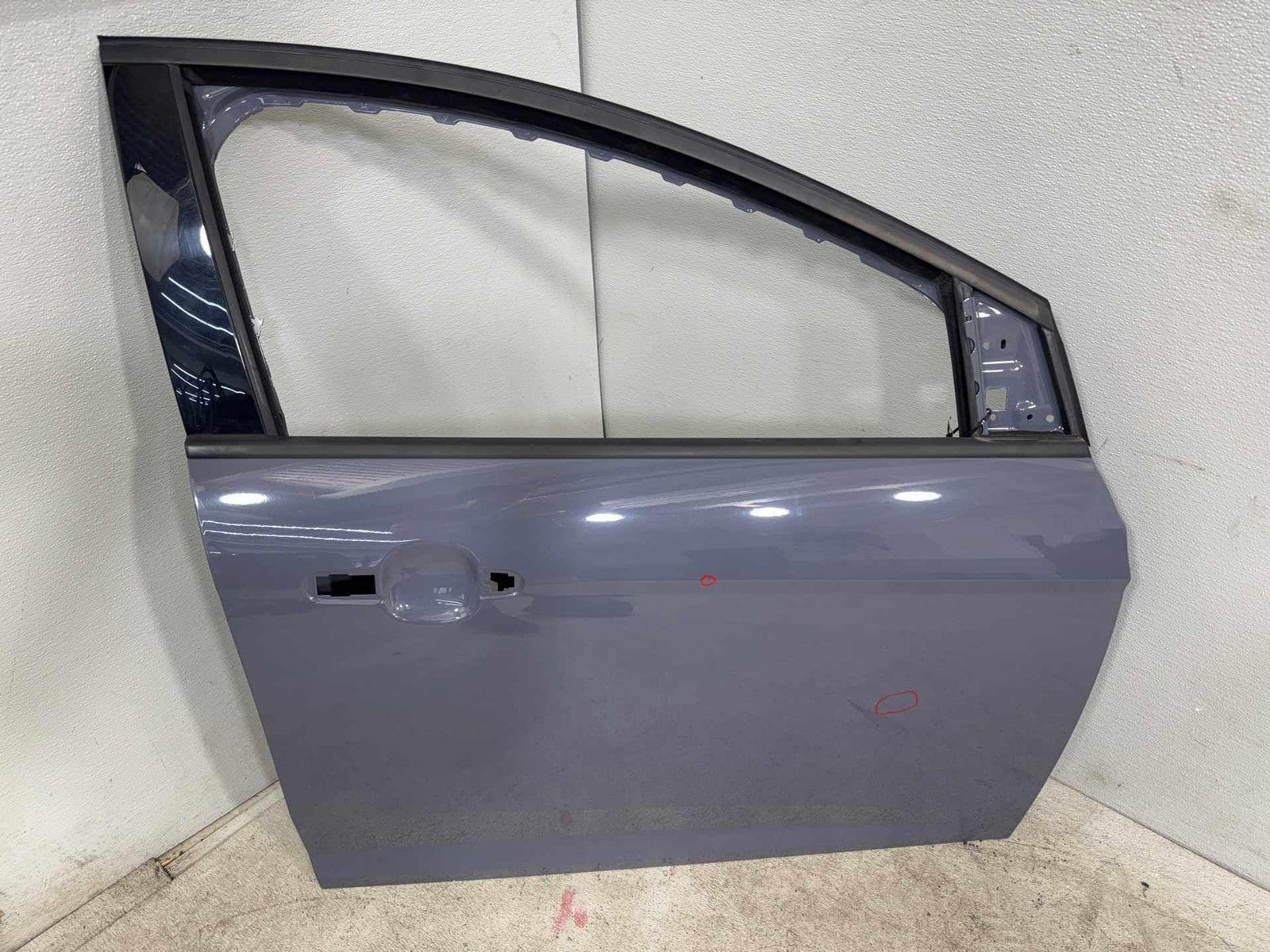 16-18 Ford Focus Rs Front Right Door Shell Panel Oem