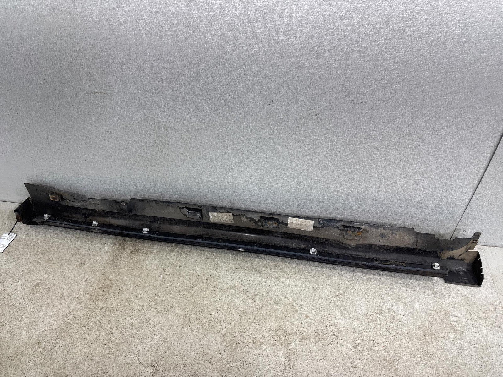 1999-2009 Saab 9-5 Right Passenger Side Skirt Rocker Panel Oem