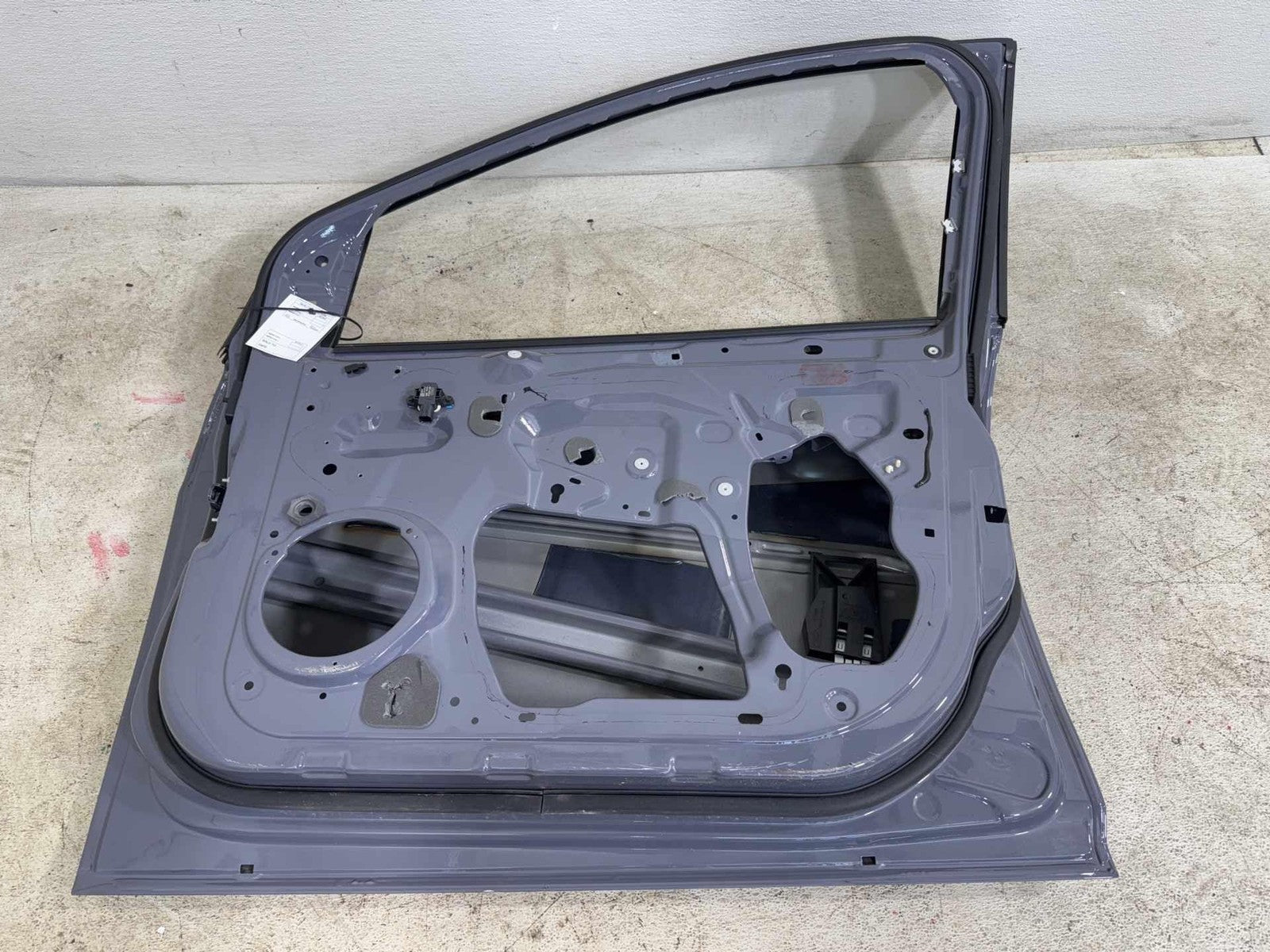 16-18 Ford Focus Rs Front Right Door Shell Panel Oem