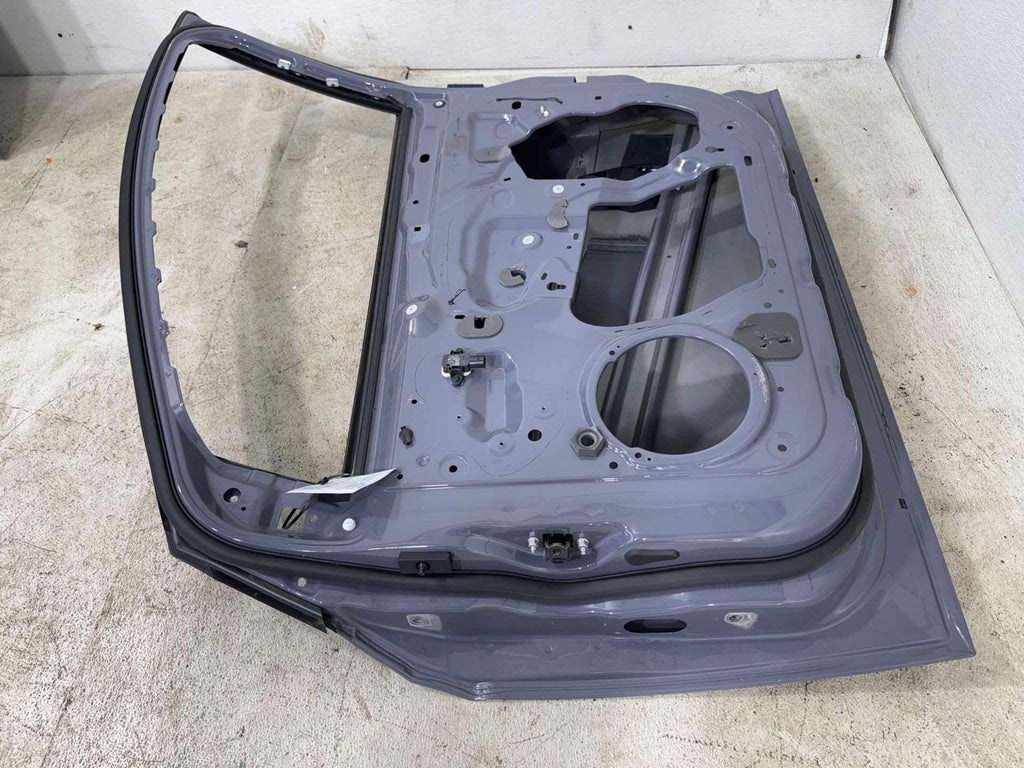 16-18 Ford Focus Rs Front Right Door Shell Panel Oem