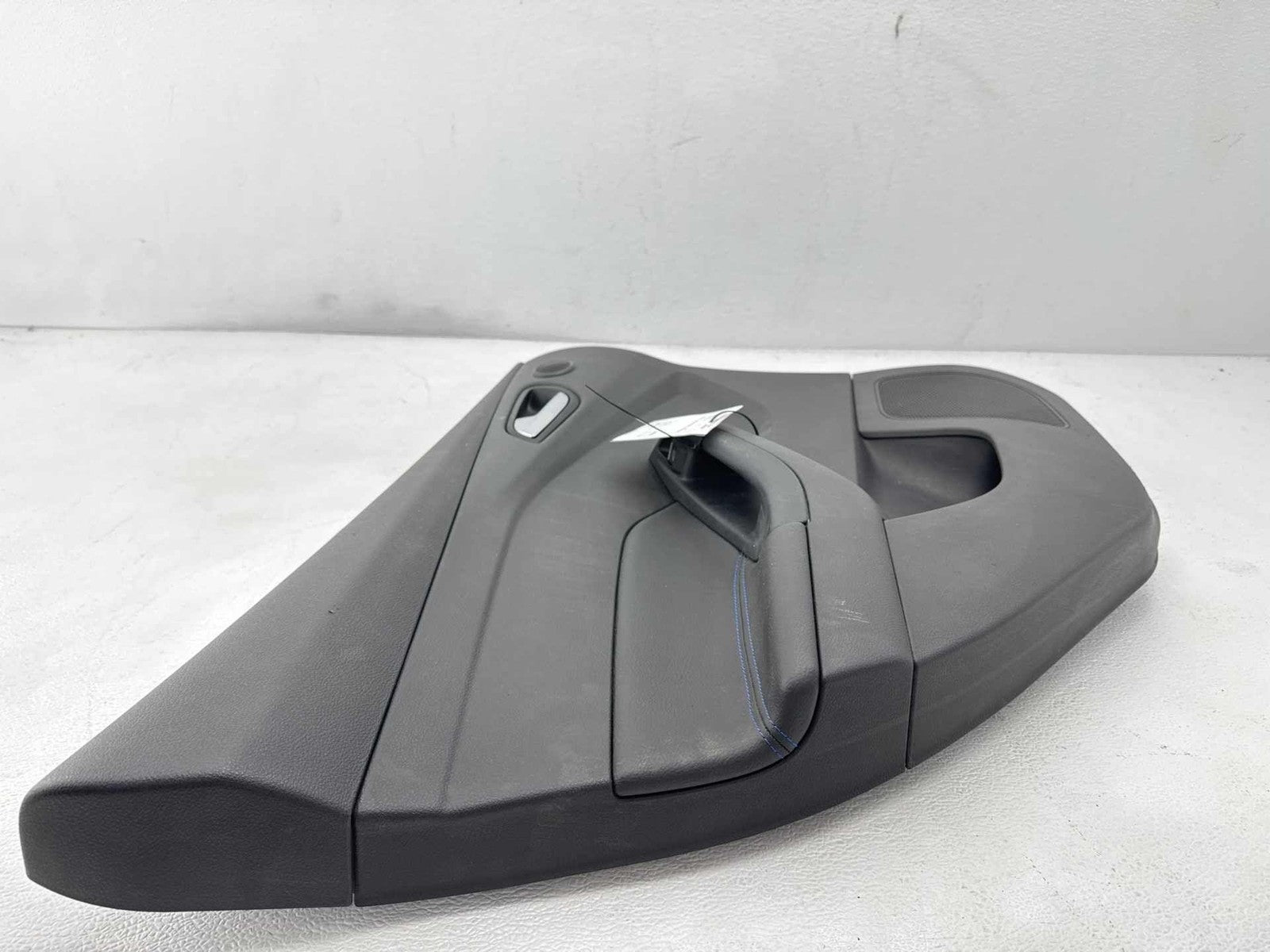 16-18 Ford Focus Rs Rear Left Door Panel Trim Cover Oem