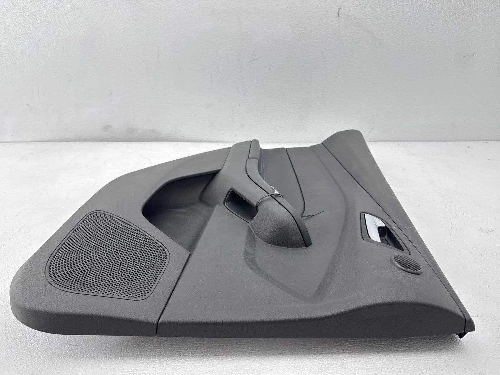 16-18 Ford Focus Rs Rear Left Door Panel Trim Cover Oem