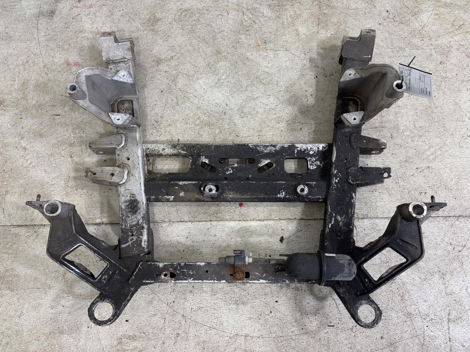 15-18 Cadillac Ats 2.0L Awd Front Subframe Cross Member Assembly Oem