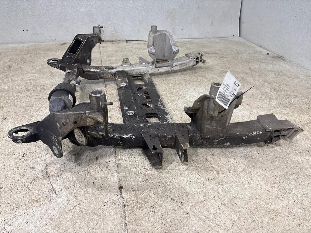 15-18 Cadillac Ats 2.0L Awd Front Subframe Cross Member Assembly Oem