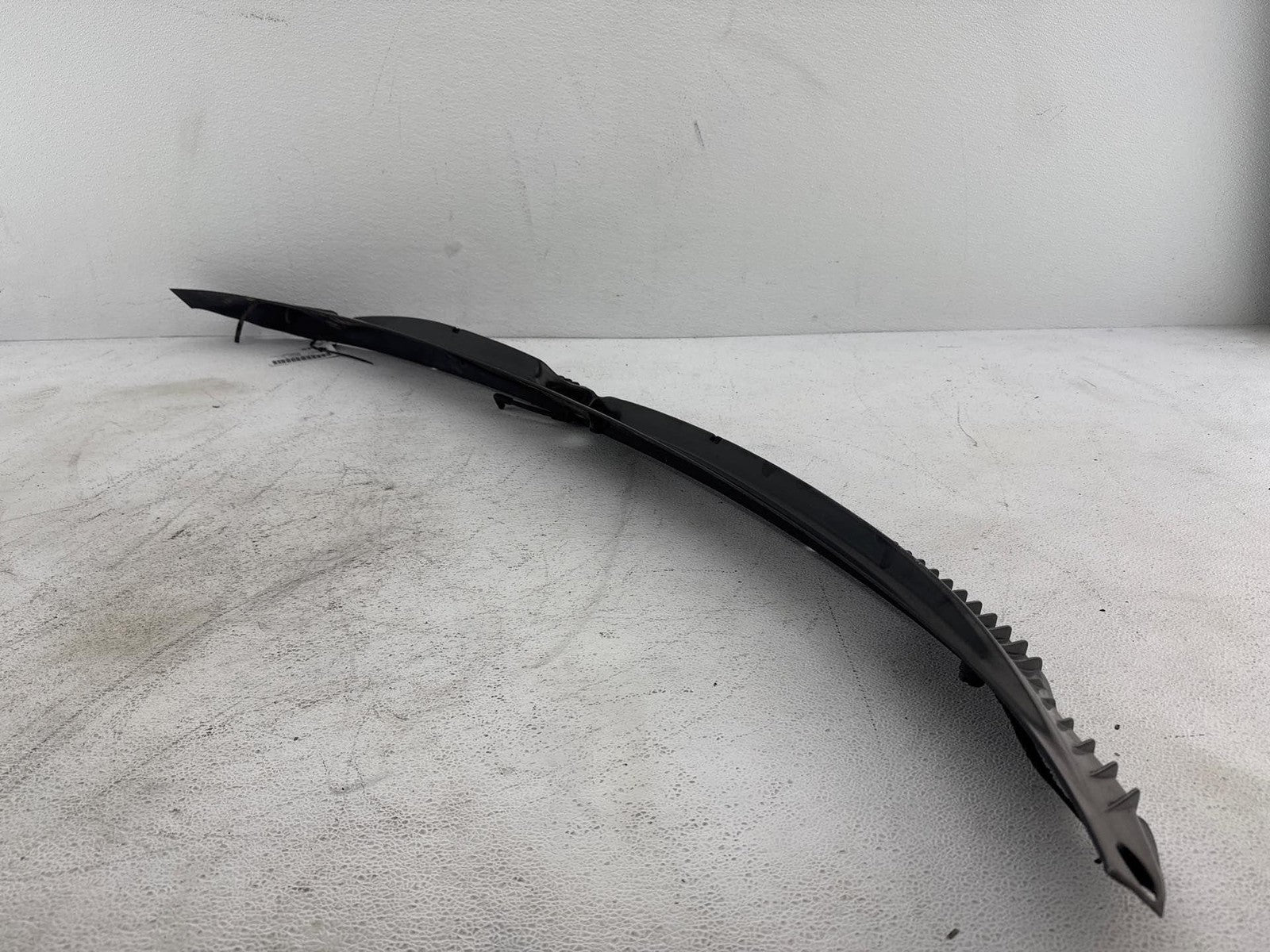 00-02 Saturn S Sw2 Windshield Wiper Cowl Panel Vent