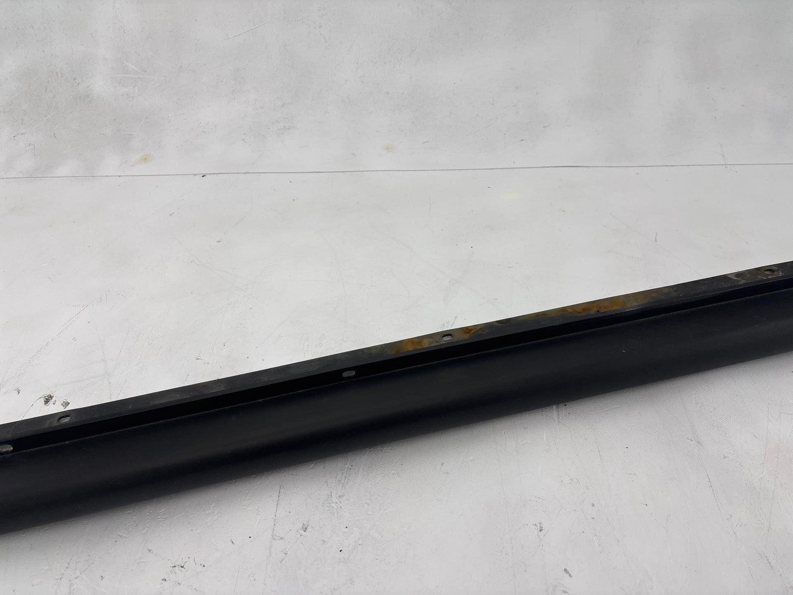00-02 Saturn S Sw2 Driver Side Rocker Moulding Oem