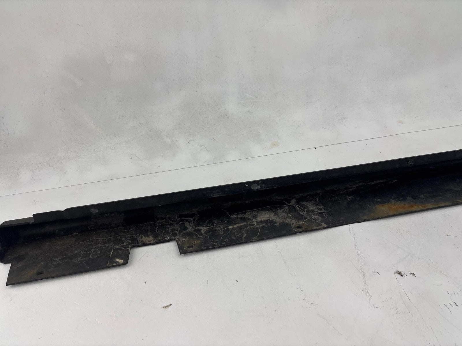 00-02 Saturn S Sw2 Driver Side Rocker Moulding Oem