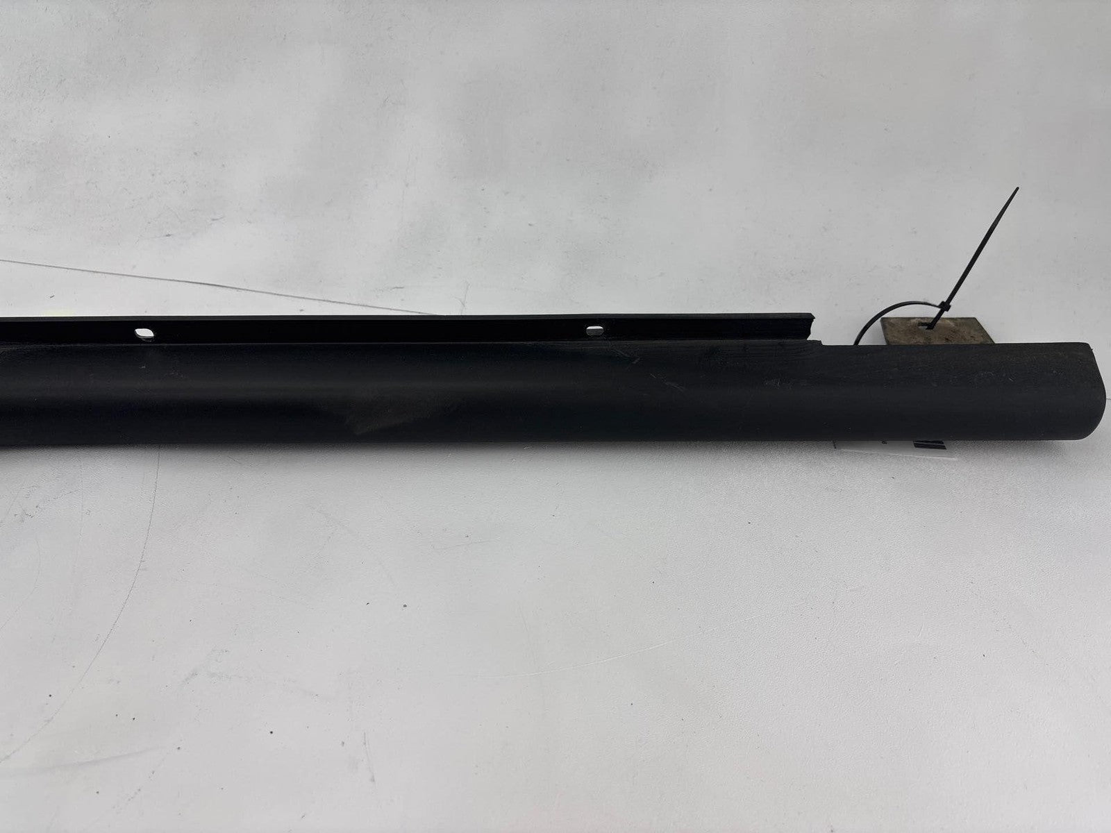 00-02 Saturn S Sw2 Passenger Side Rocker Moulding Oem