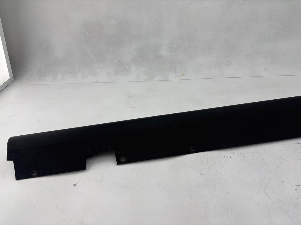 00-02 Saturn S Sw2 Passenger Side Rocker Moulding Oem