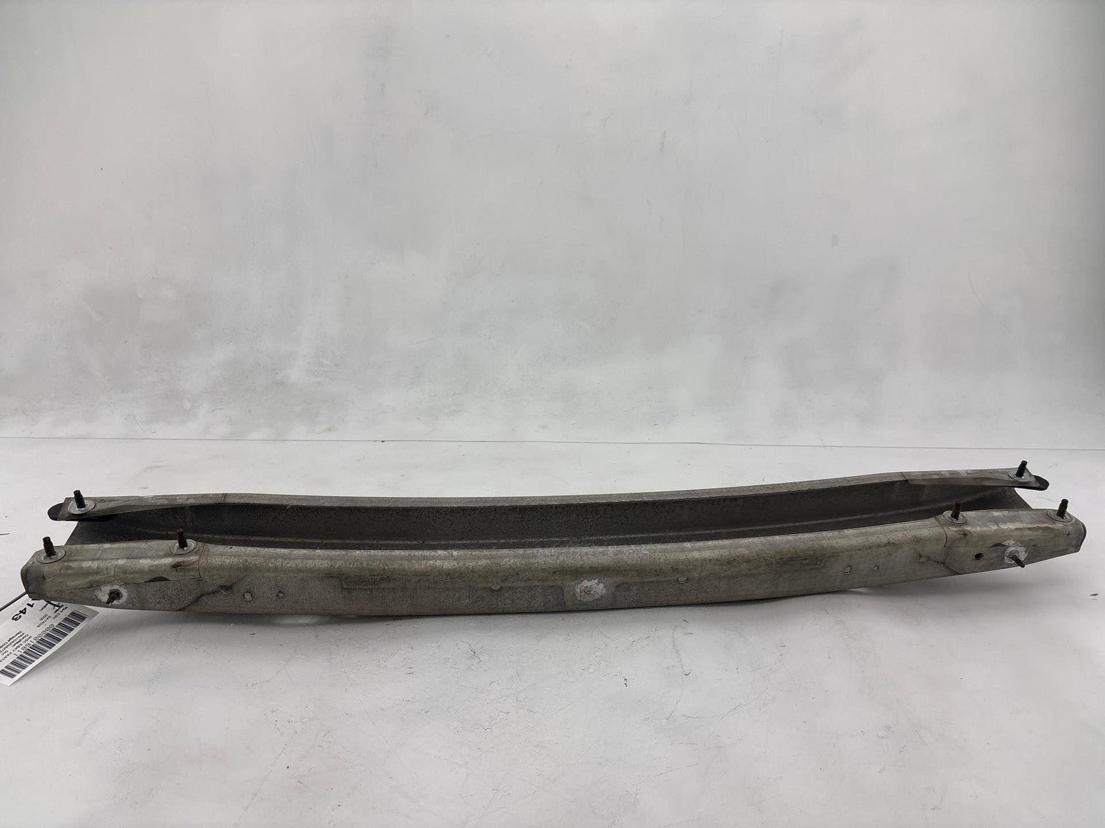 00-02 Saturn Sw2 1.9L Rear Bumper Reinforcement Beam Oem