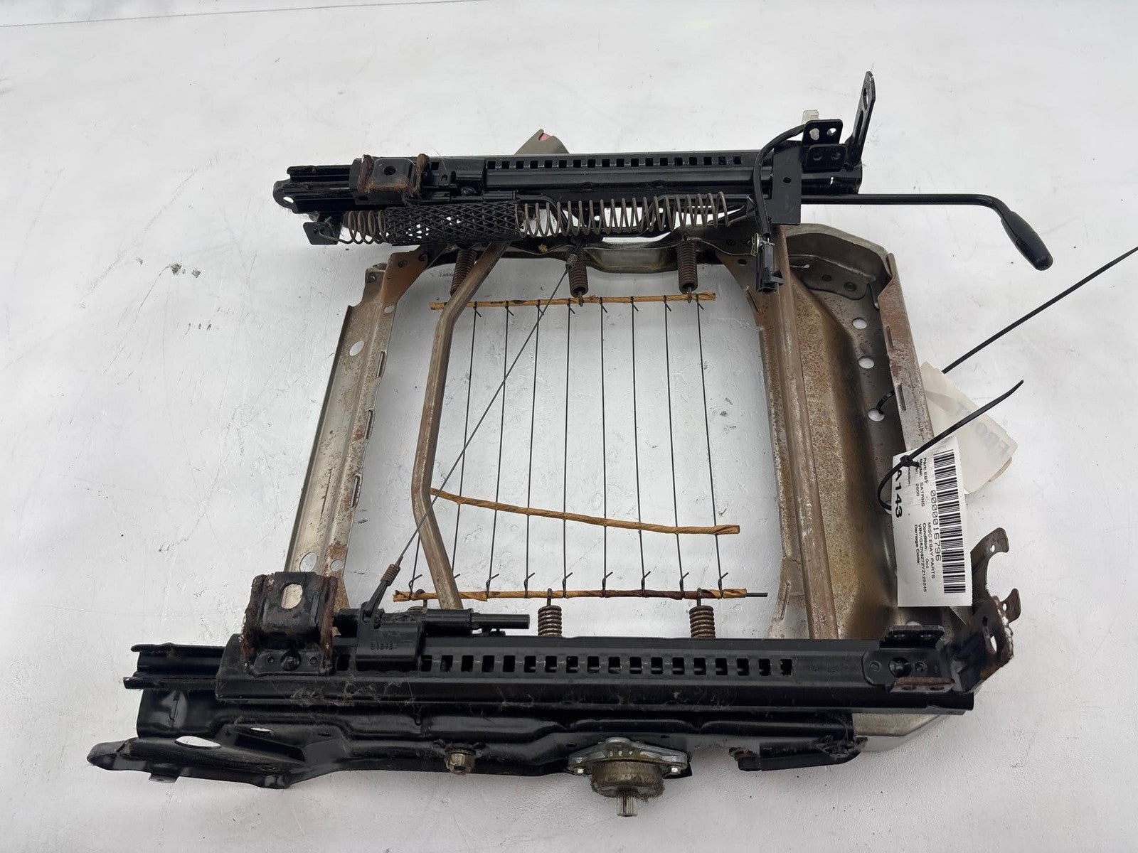 00-02 Saturn Sw2 Front Driver Side Seat Track Frame Oem