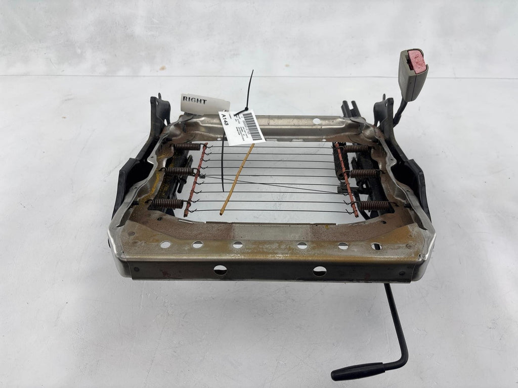 00-02 Saturn Sw2 Front Passenger Side Seat Track Frame Oem