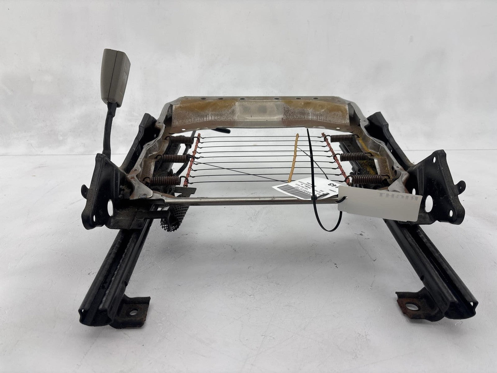 00-02 Saturn Sw2 Front Passenger Side Seat Track Frame Oem