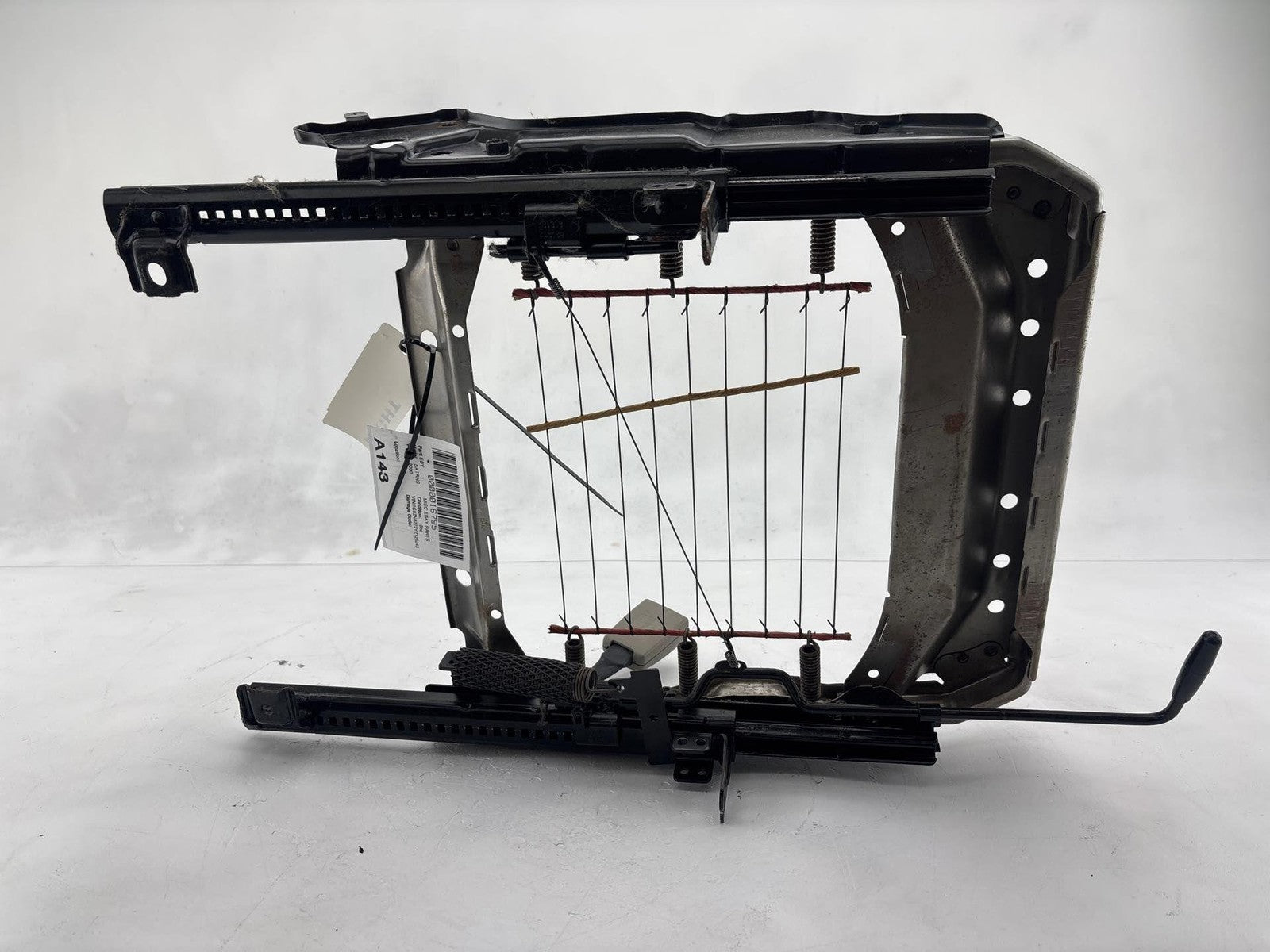 00-02 Saturn Sw2 Front Passenger Side Seat Track Frame Oem