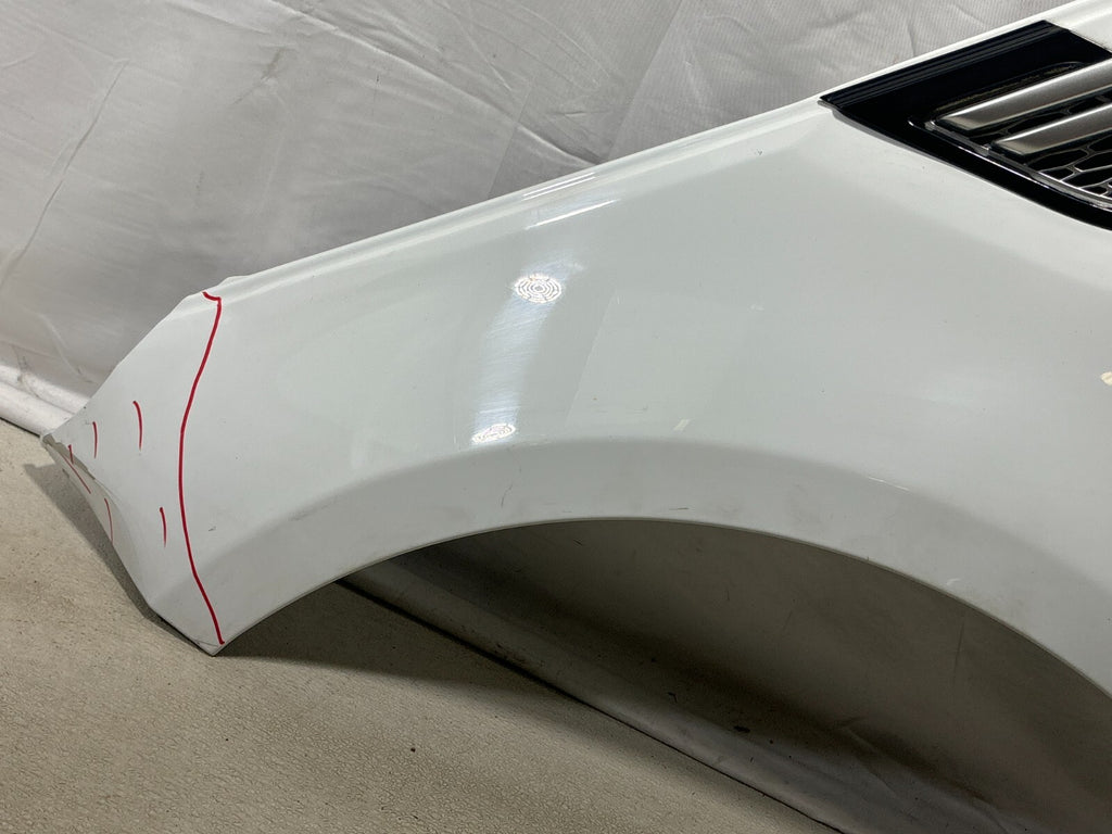 14-17 Land Range Rover Sport (L494) Left Side Fender Cover White (867) *Damage*