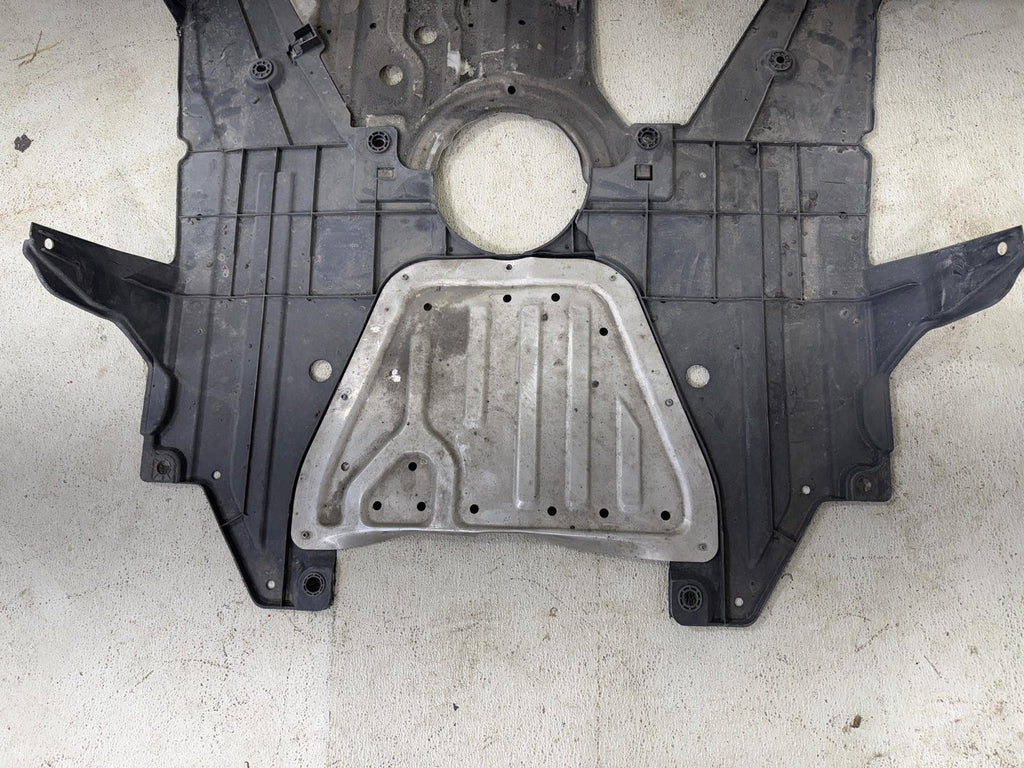 18-22 HONDA ACCORD FRONT ENGINE UNDER COVER SPLASH SHIELD GUARD OEM.
