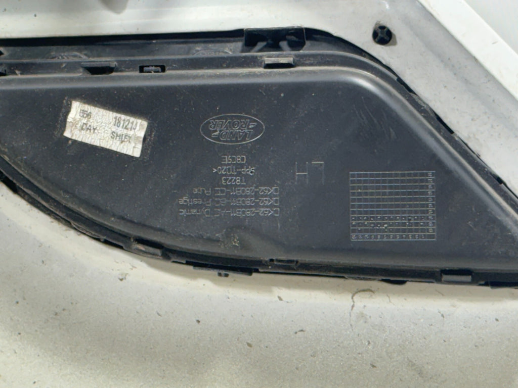 14-17 Land Range Rover Sport (L494) Left Side Fender Cover White (867) *Damage*