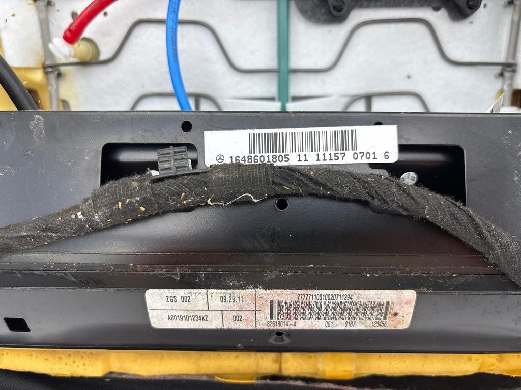 07-12 Mercedes Gl450 Front Right Upper Seat Cushion Oem