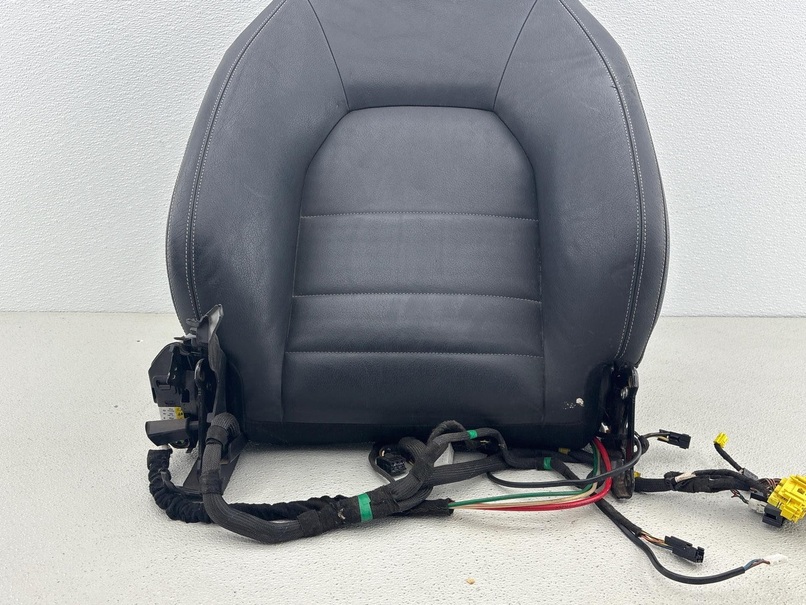 10-17 Mercedes W207 E350 E550 Coupe Front Right Seat Cushion Upper Black Oem