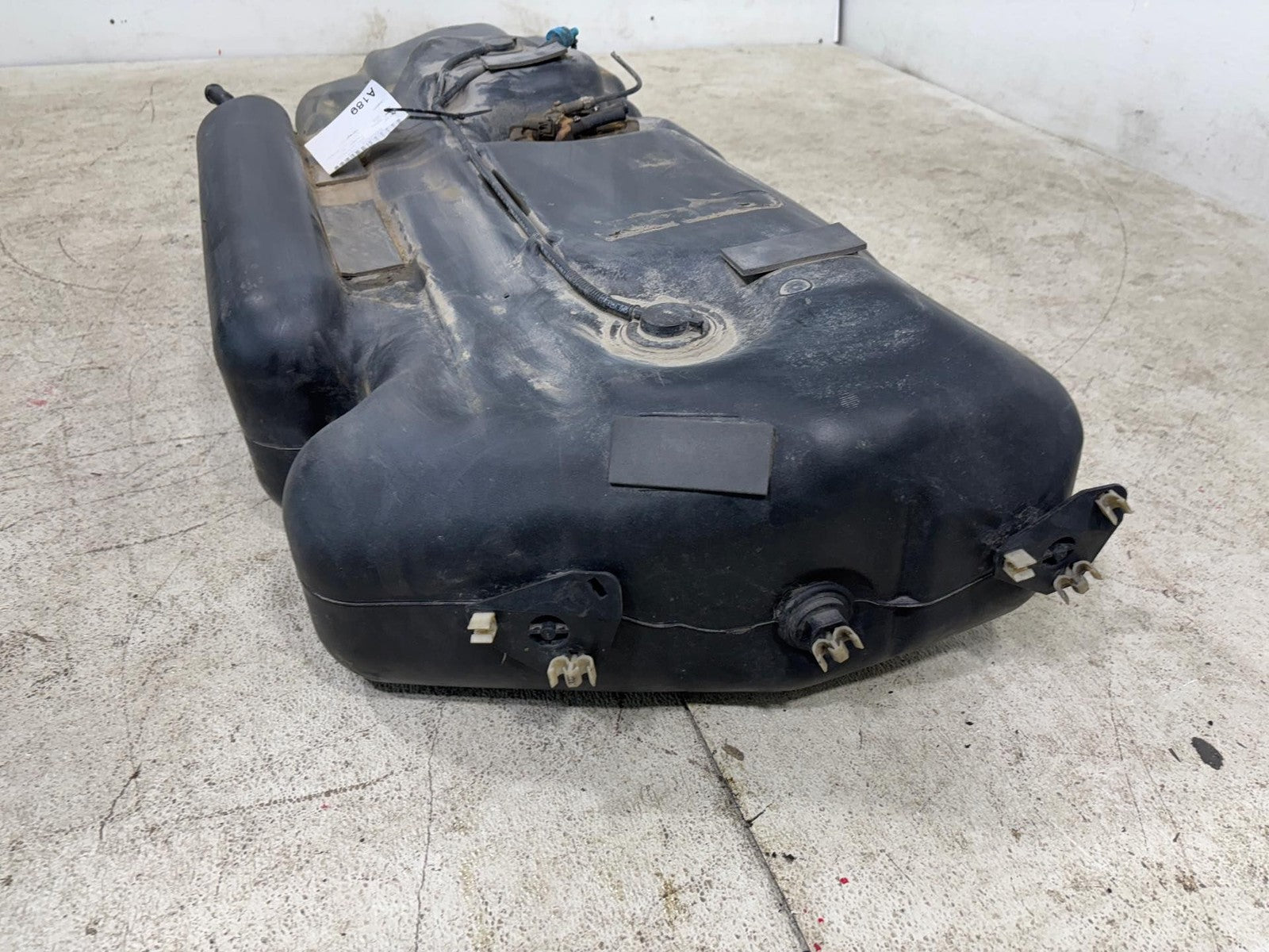 2002-2006 Dodge Van Sprinter 2500 Gas Tank