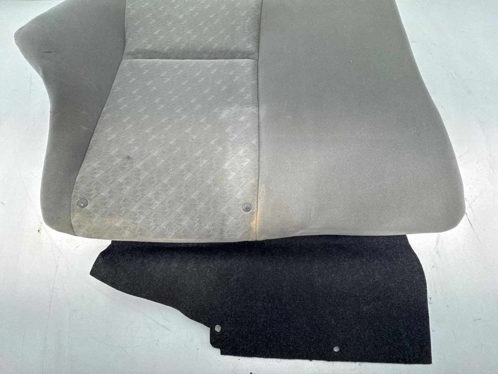 2009-2013 Toyota Corolle Rear Right Upper Seat Cushion, Cloth Ash Gray Oem