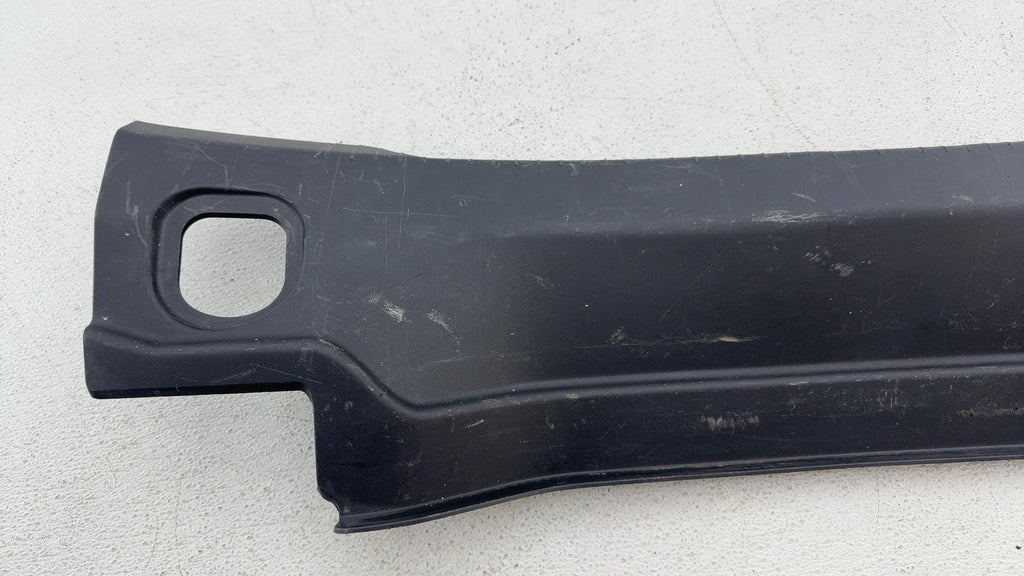 13-18 Cadillac Ats Sedan Rear Trunk Lid Sill Scuff Trim Cover Panel 22946238