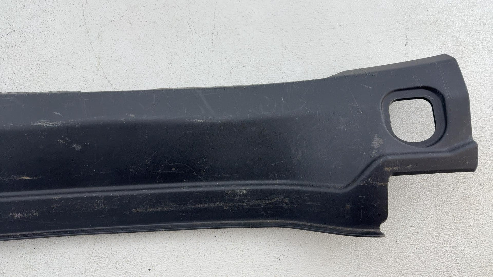 13-18 Cadillac Ats Sedan Rear Trunk Lid Sill Scuff Trim Cover Panel 22946238