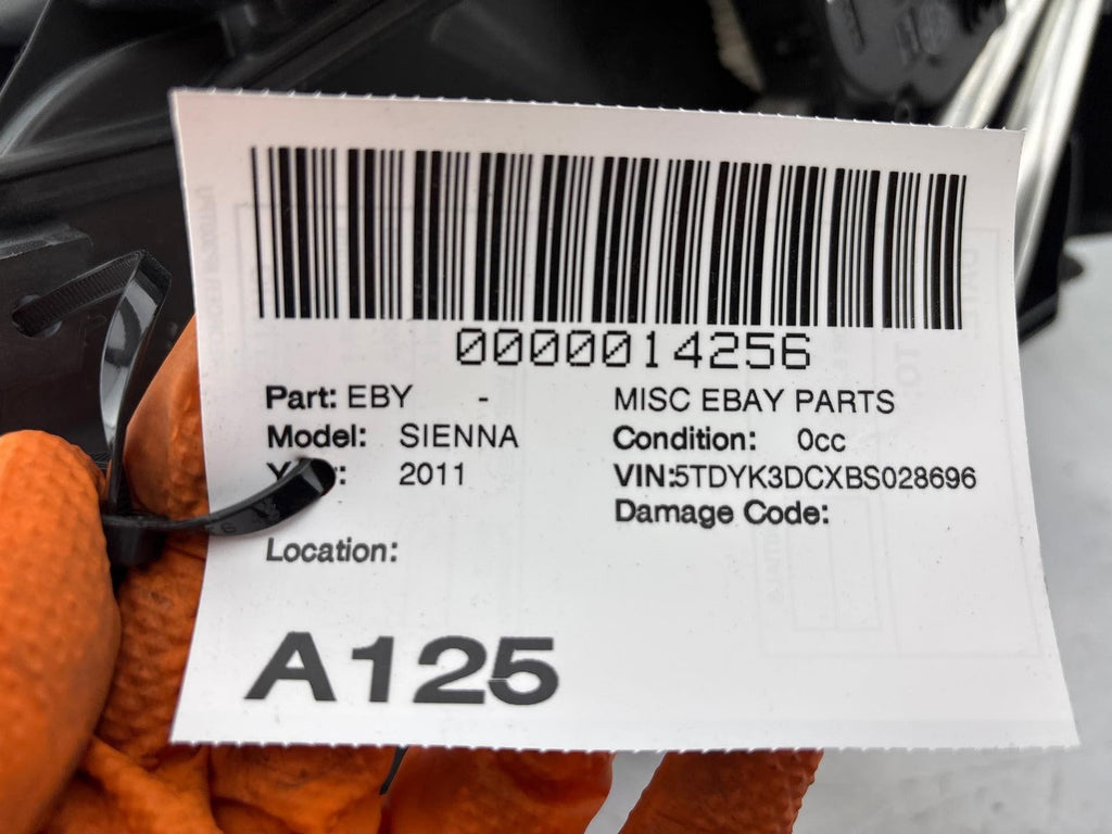 2011-2020 Toyota Sienna Hvac Ac Climate Heater Blower Housing Box Oem