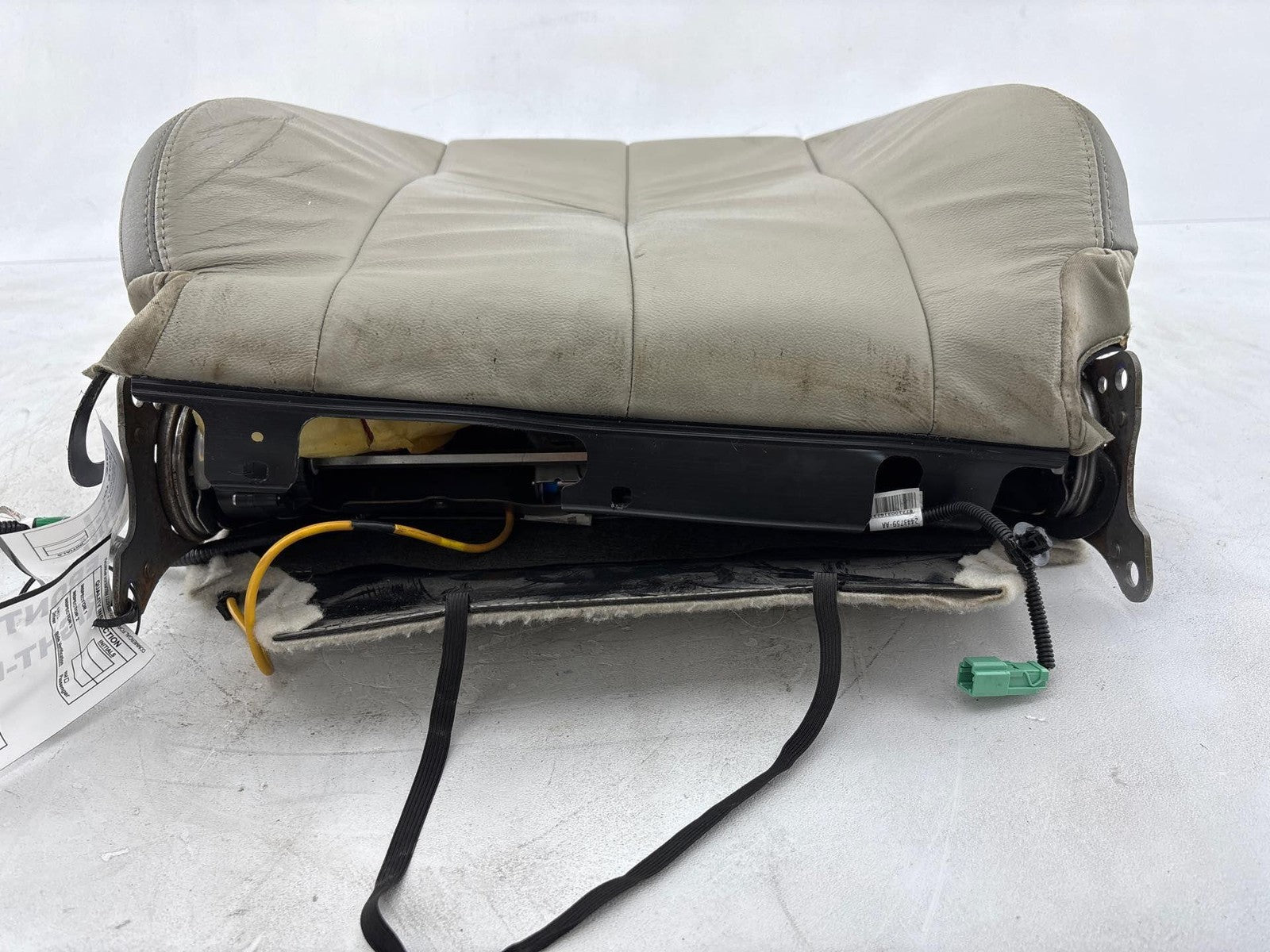 2011-2014 Toyota Sienna Front Right Upper Seat Cushion Oem